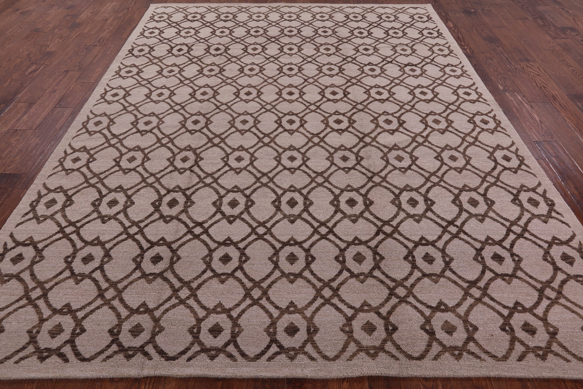 Ivory Modern Hand Knotted Wool Area Rug - 8' 0" X 10' 1" - Golden Nile