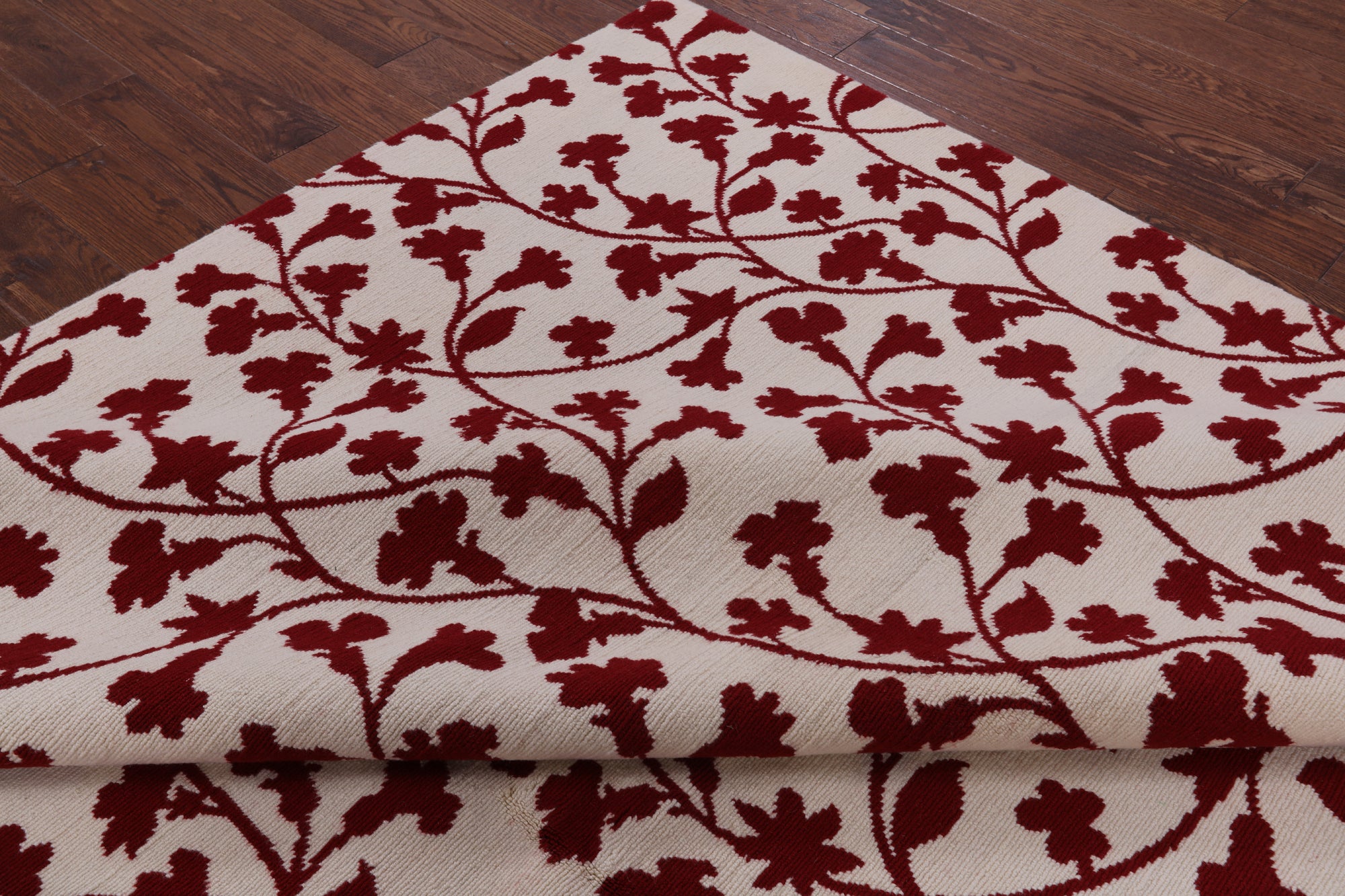 Ivory Floral Modern Hand Knotted Wool Rug - 8' 0" X 10' 0" - Golden Nile