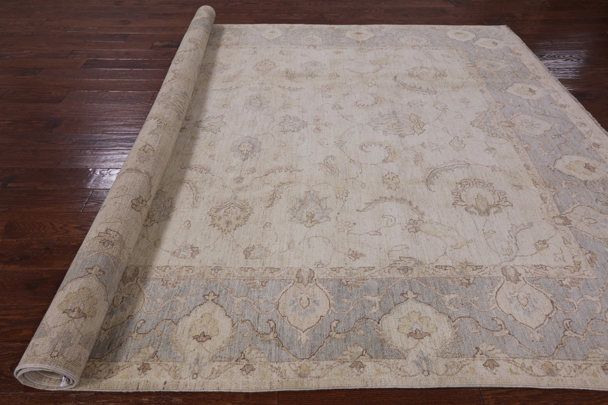 Ivory Peshawar White Wash Area Rug - 8' 2" X 10' 7" - Golden Nile