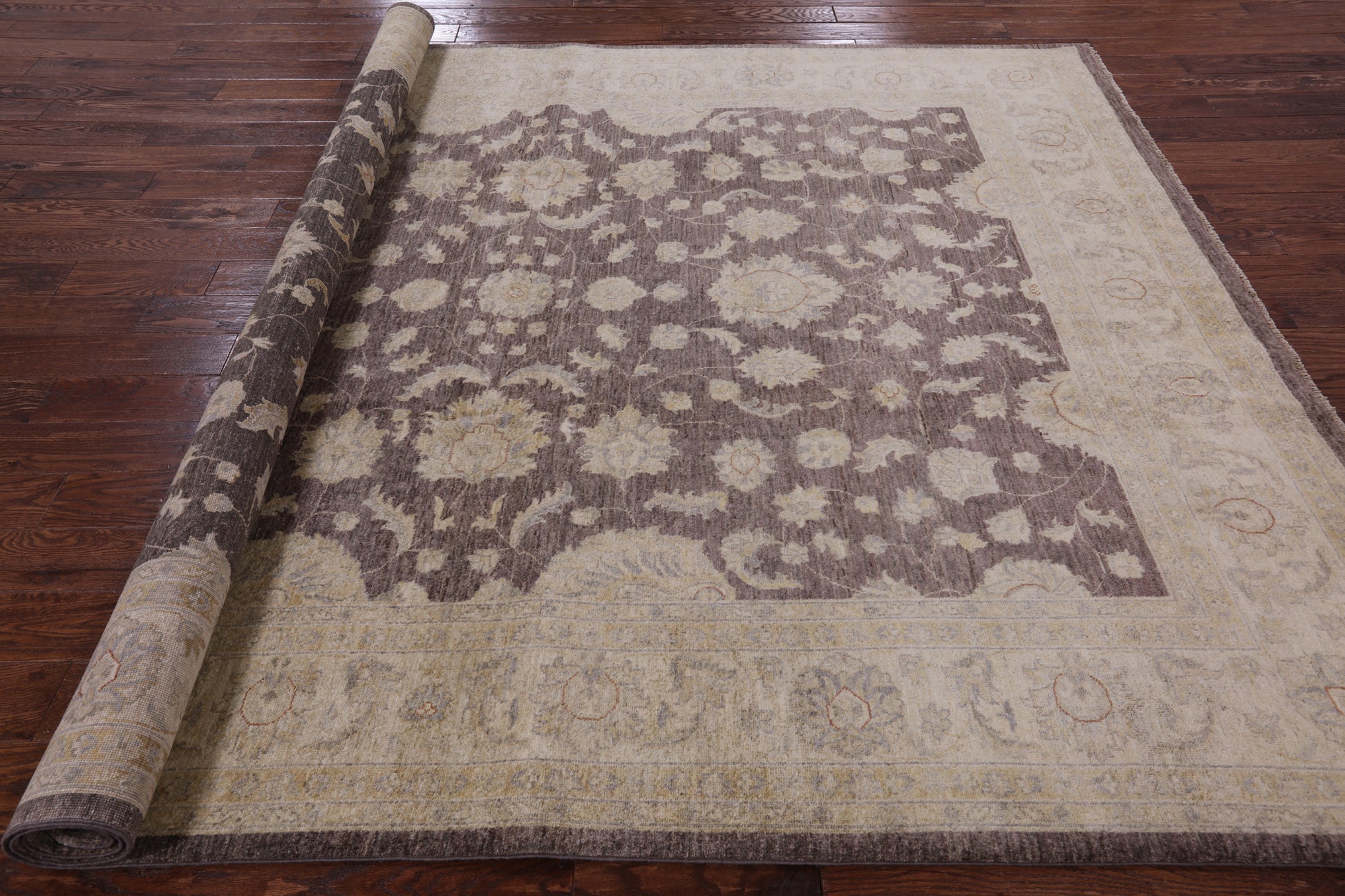 Peshawar Hand Knotted Wool Area Rug - 8' 2" X 9' 10" - Golden Nile