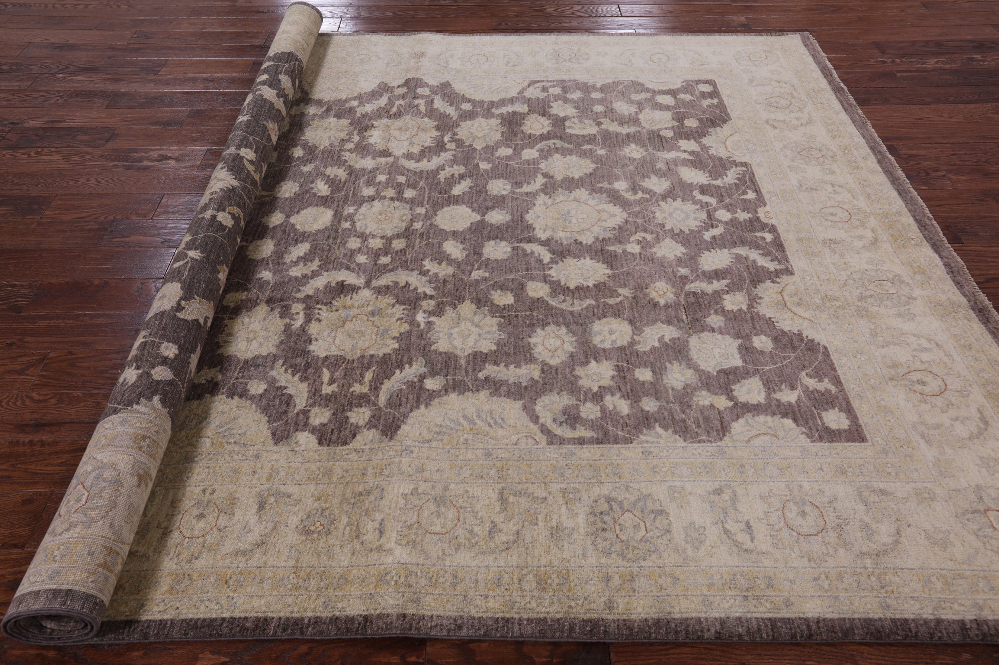 Peshawar Hand Knotted Wool Area Rug - 8' 2" X 9' 10" - Golden Nile
