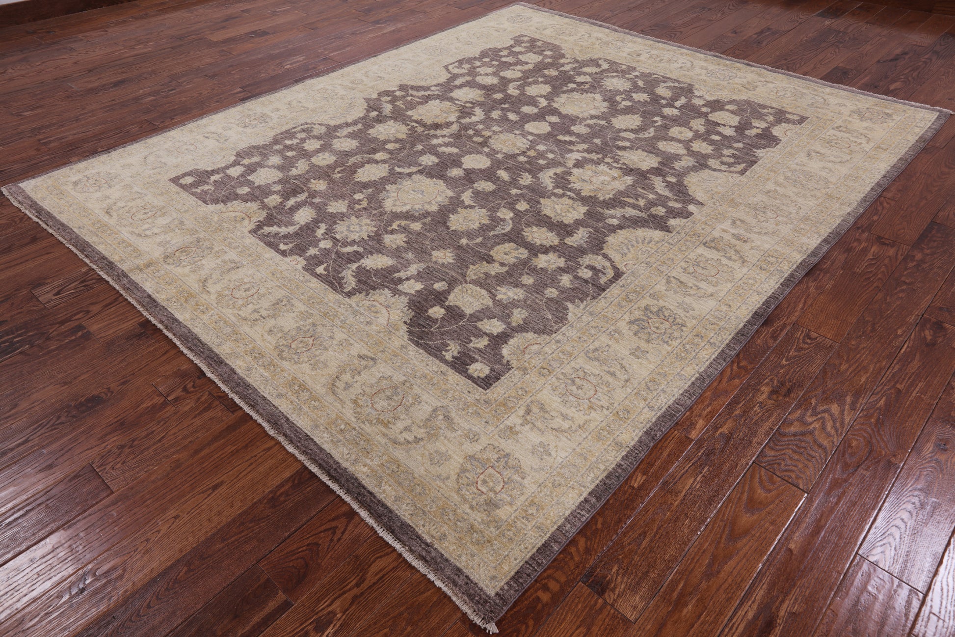 Peshawar Hand Knotted Wool Area Rug - 8' 2" X 9' 10" - Golden Nile