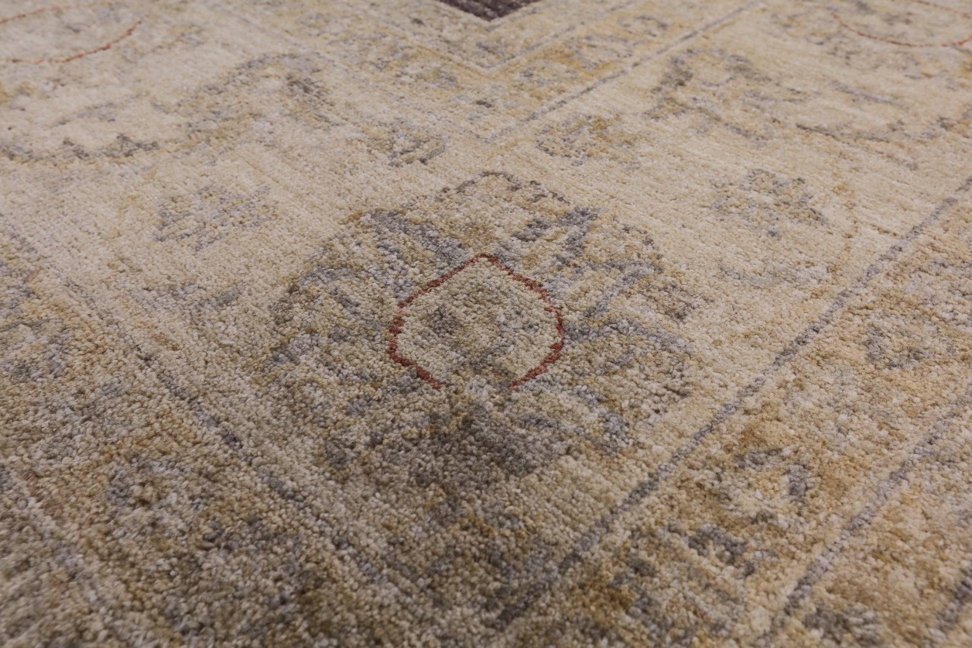 Peshawar Hand Knotted Wool Area Rug - 8' 2" X 9' 10" - Golden Nile