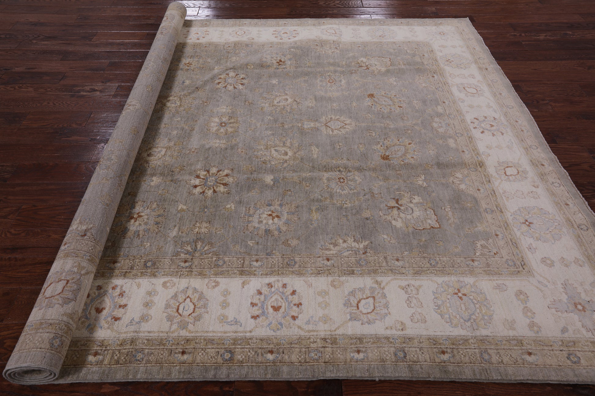 Peshawar Hand Knotted Wool Area Rug - 8' 0" X 9' 10" - Golden Nile