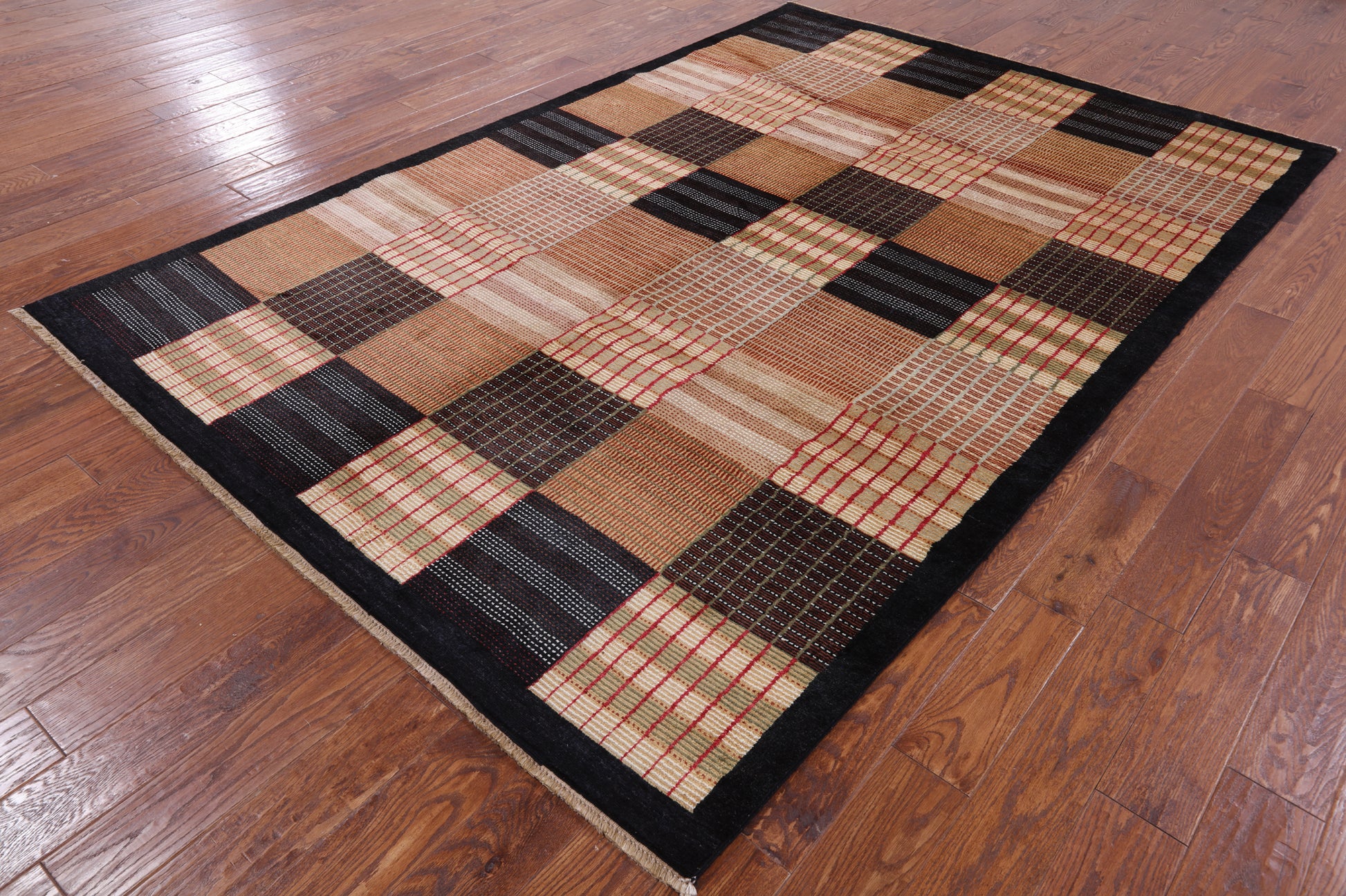 Persian Gabbeh Handmade Wool Area Rug - 6' 8" X 9' 9" - Golden Nile