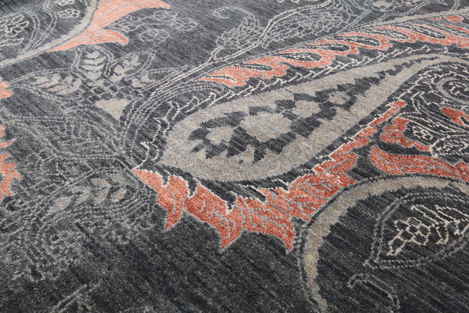 William Morris Hand Knotted Wool & Silk Rug - 9' 10" X 13' 7" - Golden Nile