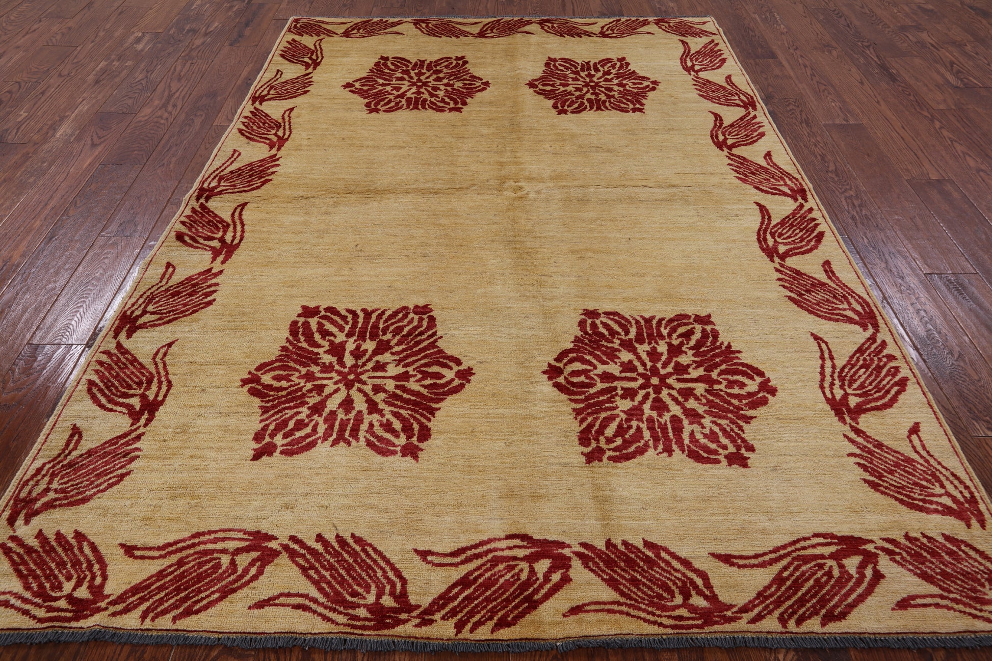 Ivory Peshawar Wool On Wool Area Rug - 5' 8" X 8' 1" - Golden Nile