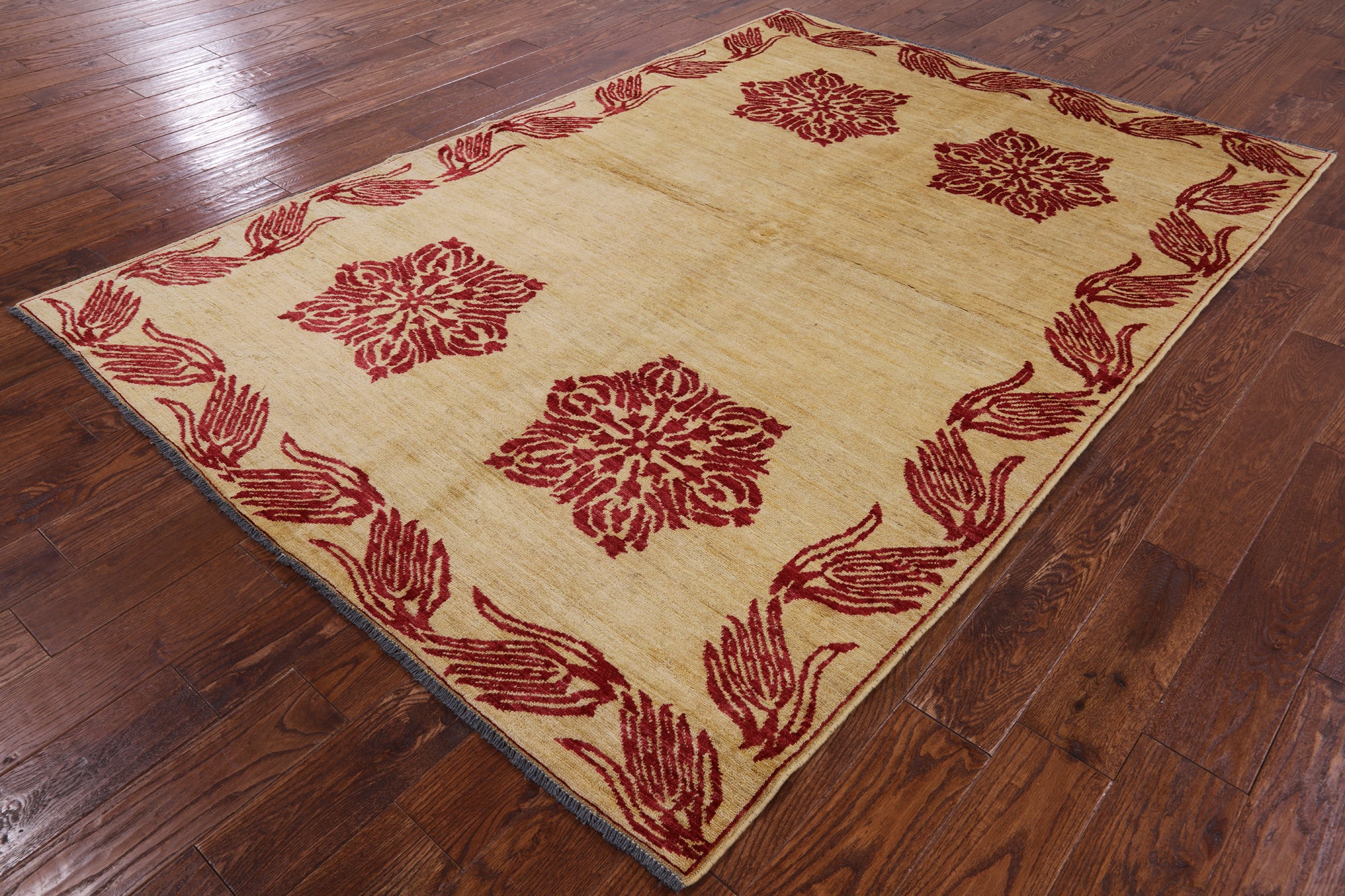 Ivory Peshawar Wool On Wool Area Rug - 5' 8" X 8' 1" - Golden Nile