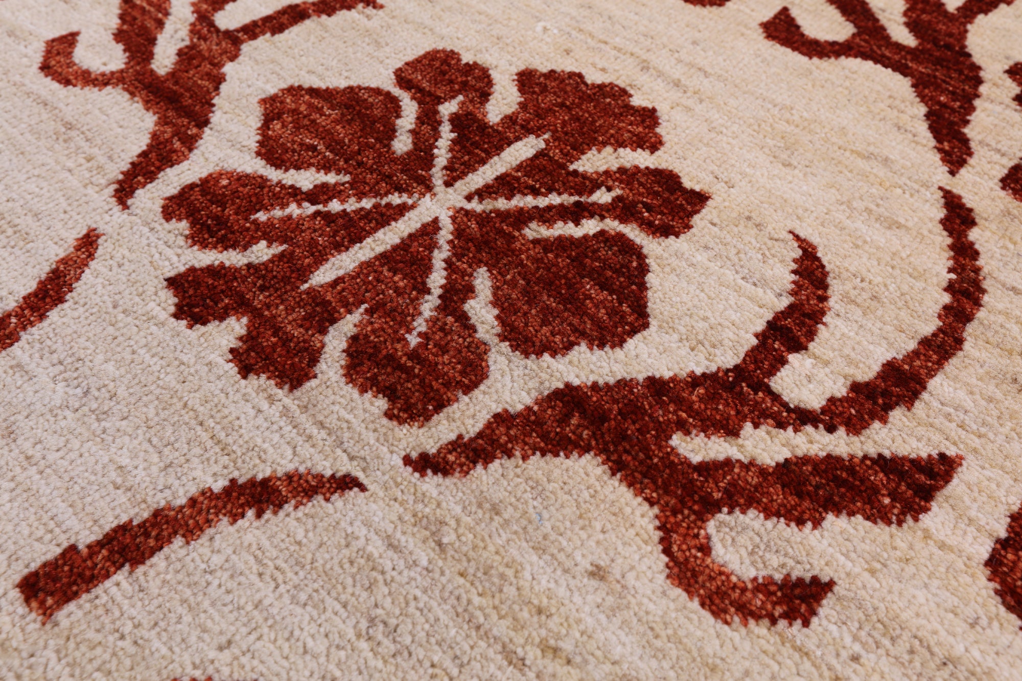 Ivory Tribal Gabbeh Handmade Rug - 5' 7" X 7' 9" - Golden Nile