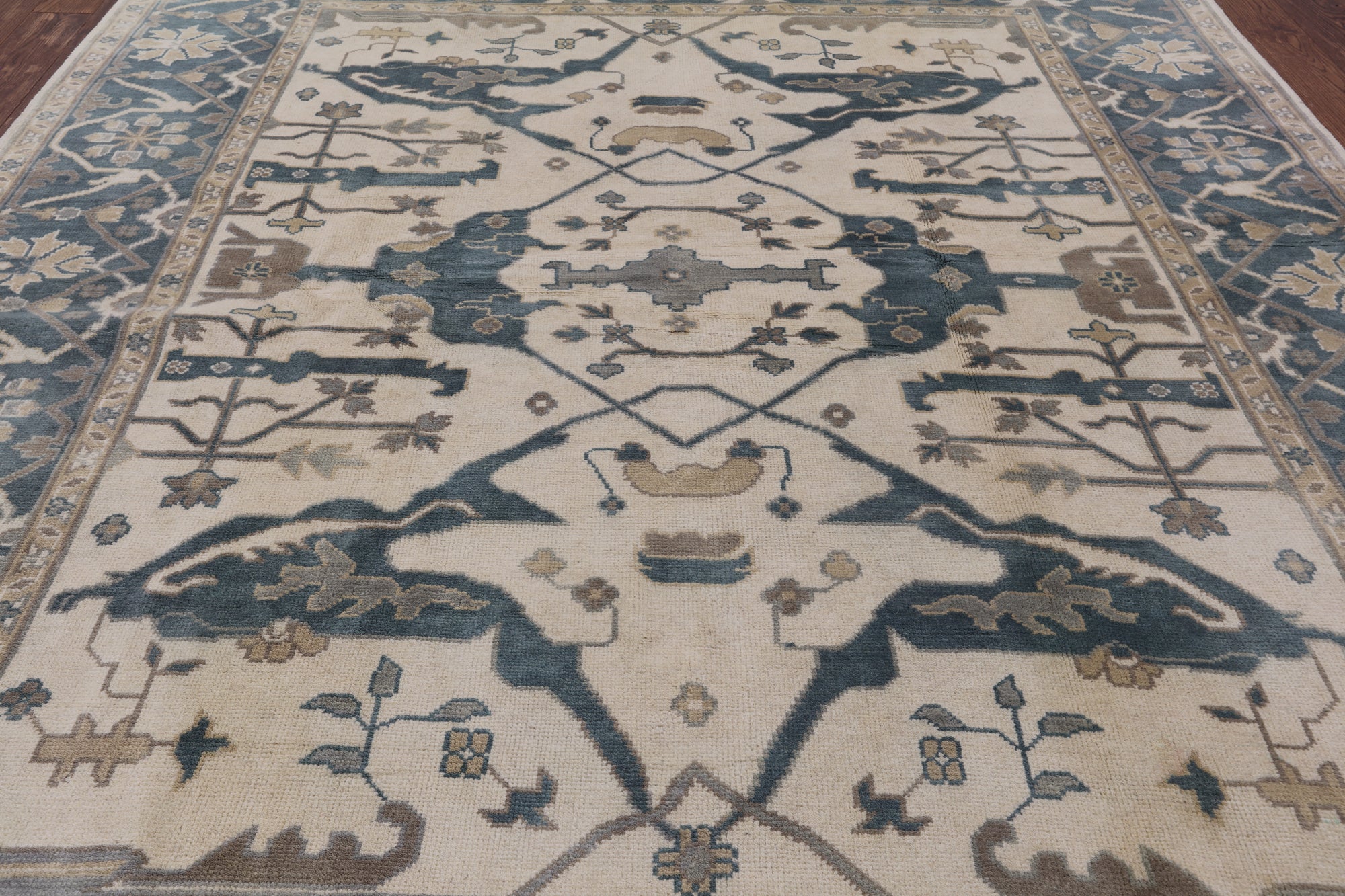 Ivory Turkish Oushak Handmade Wool Rug - 8' 0" X 9' 10" - Golden Nile