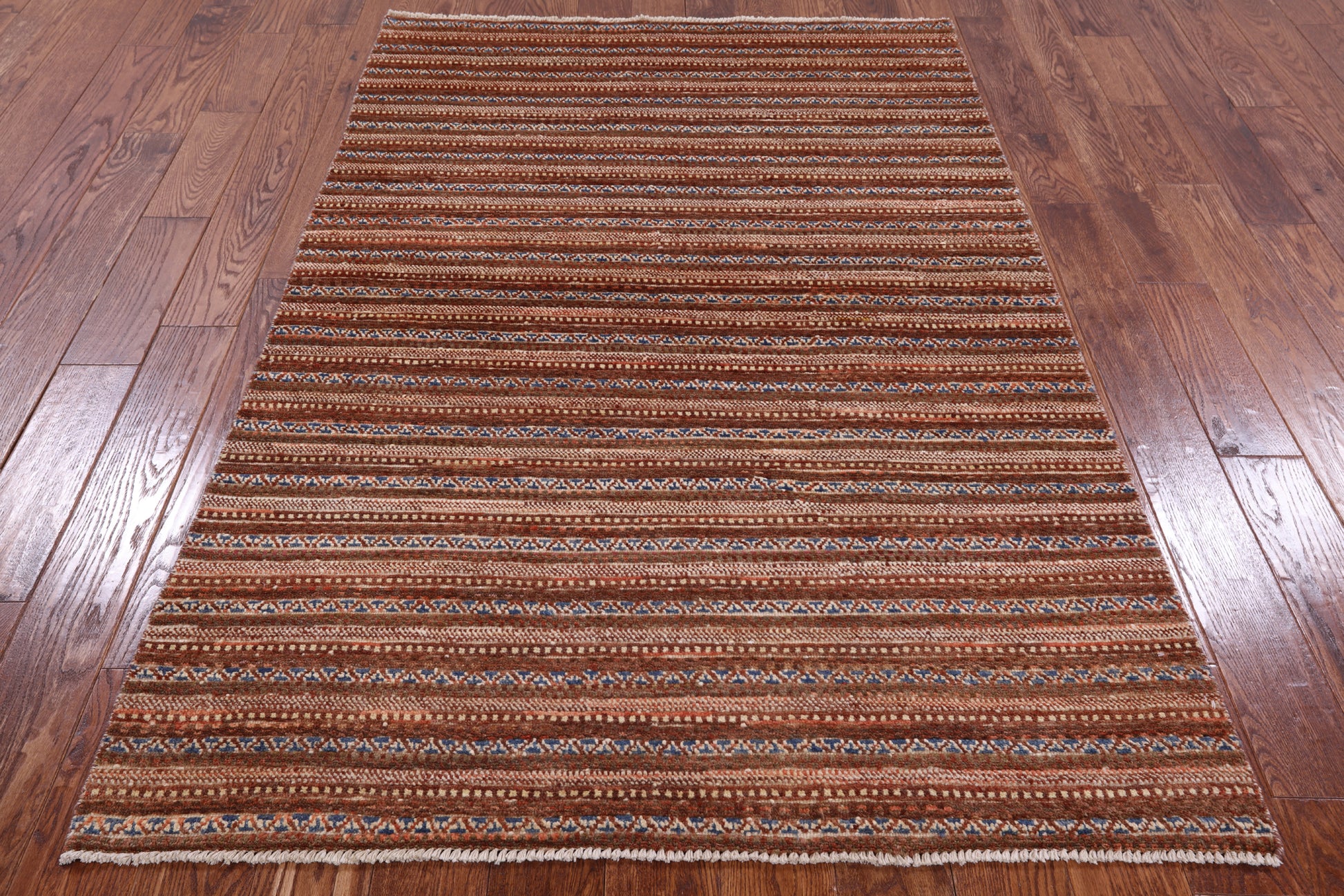 Tribal Gabbeh Handmade Area Rug - 4' 6" X 6' 9" - Golden Nile