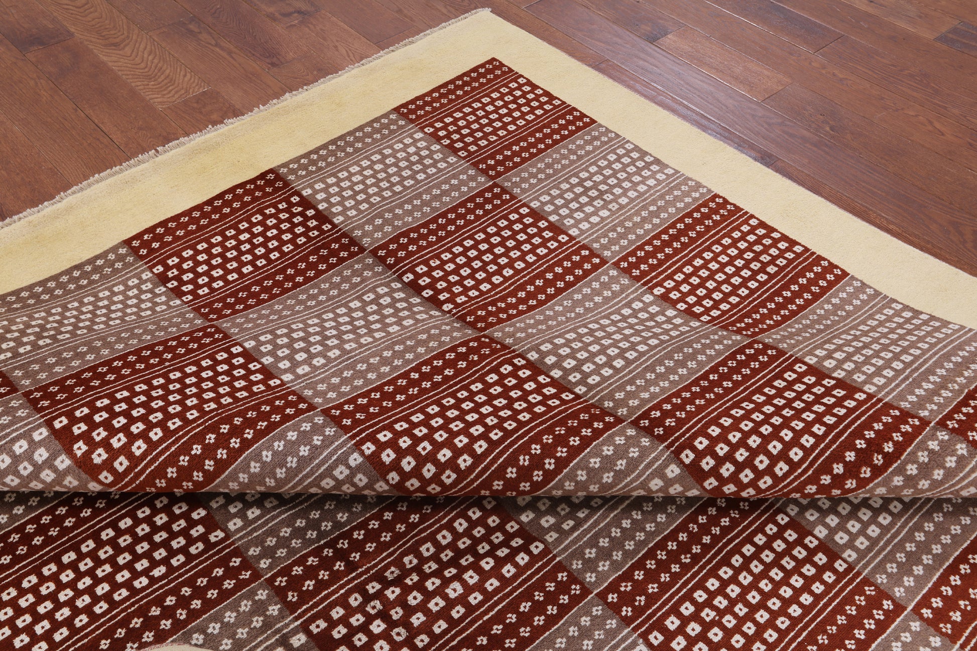 Persian Gabbeh Handmade Wool Rug - 8' 2" X 10' 3" - Golden Nile