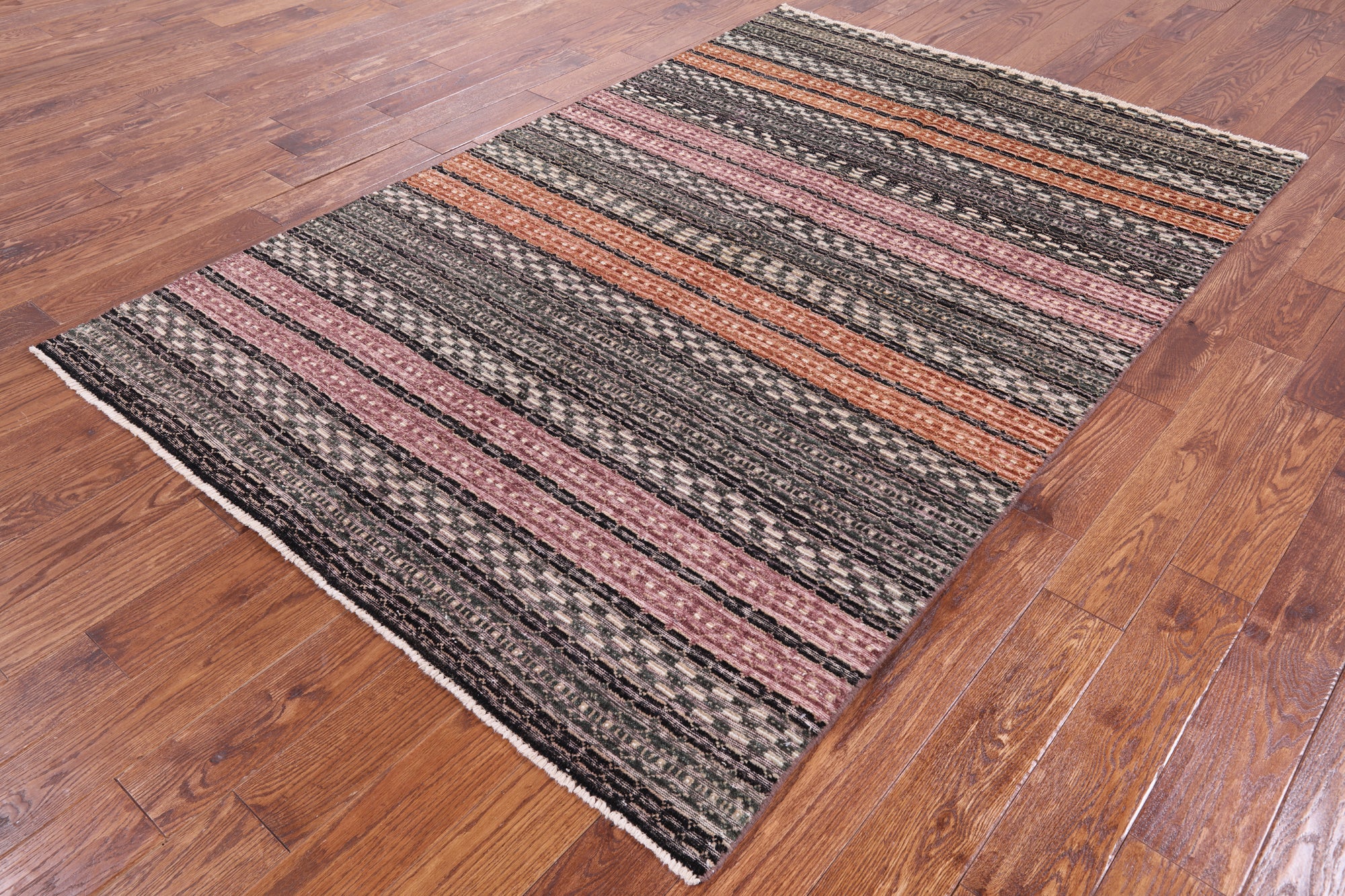 Tribal Gabbeh Hand Knotted Wool Rug - 5' 5" X 8' 5" - Golden Nile