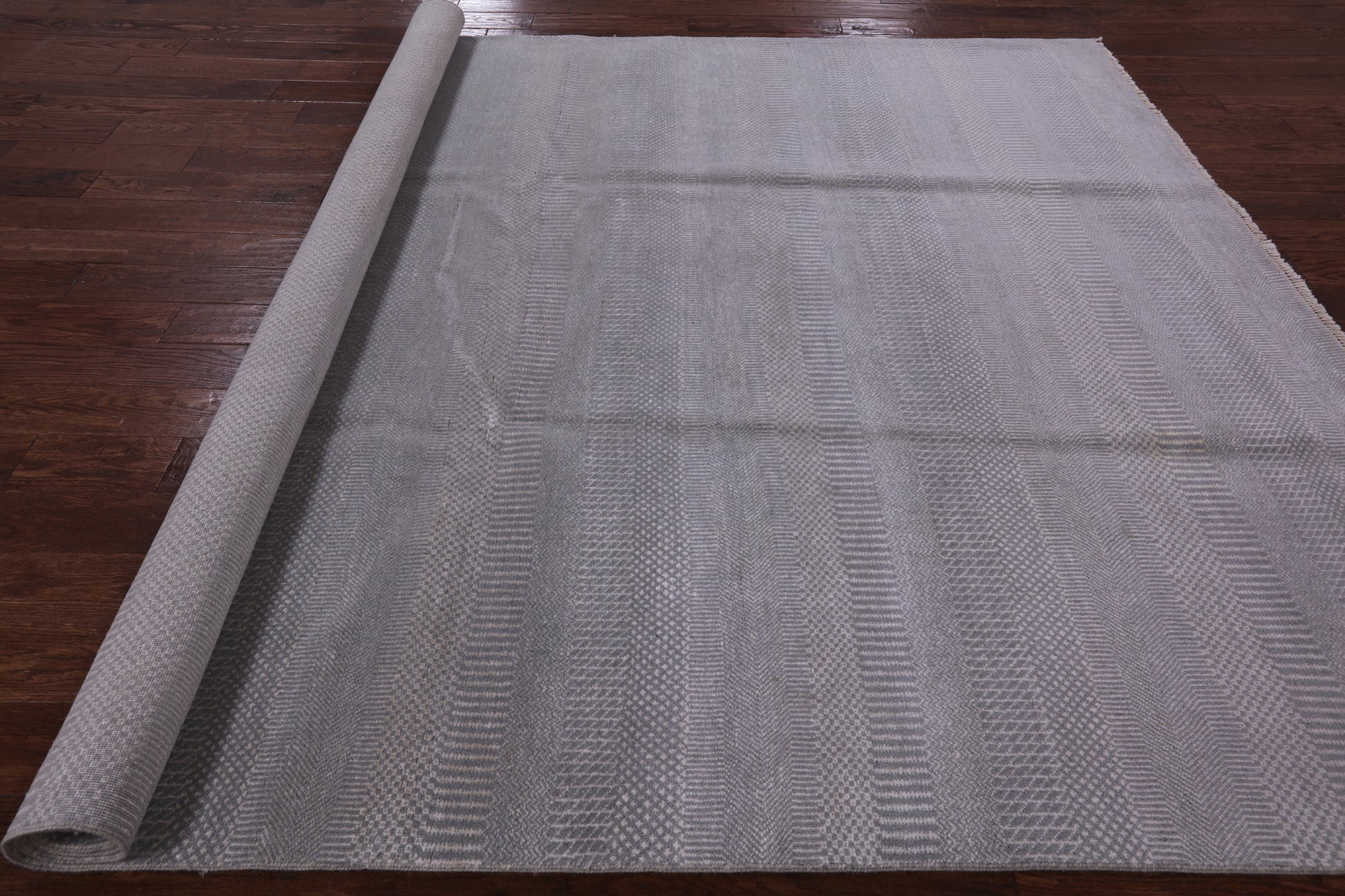 Grey Savannah Grass Hand Knotted Wool & Silk Rug - 8' 1" X 10' 3" - Golden Nile