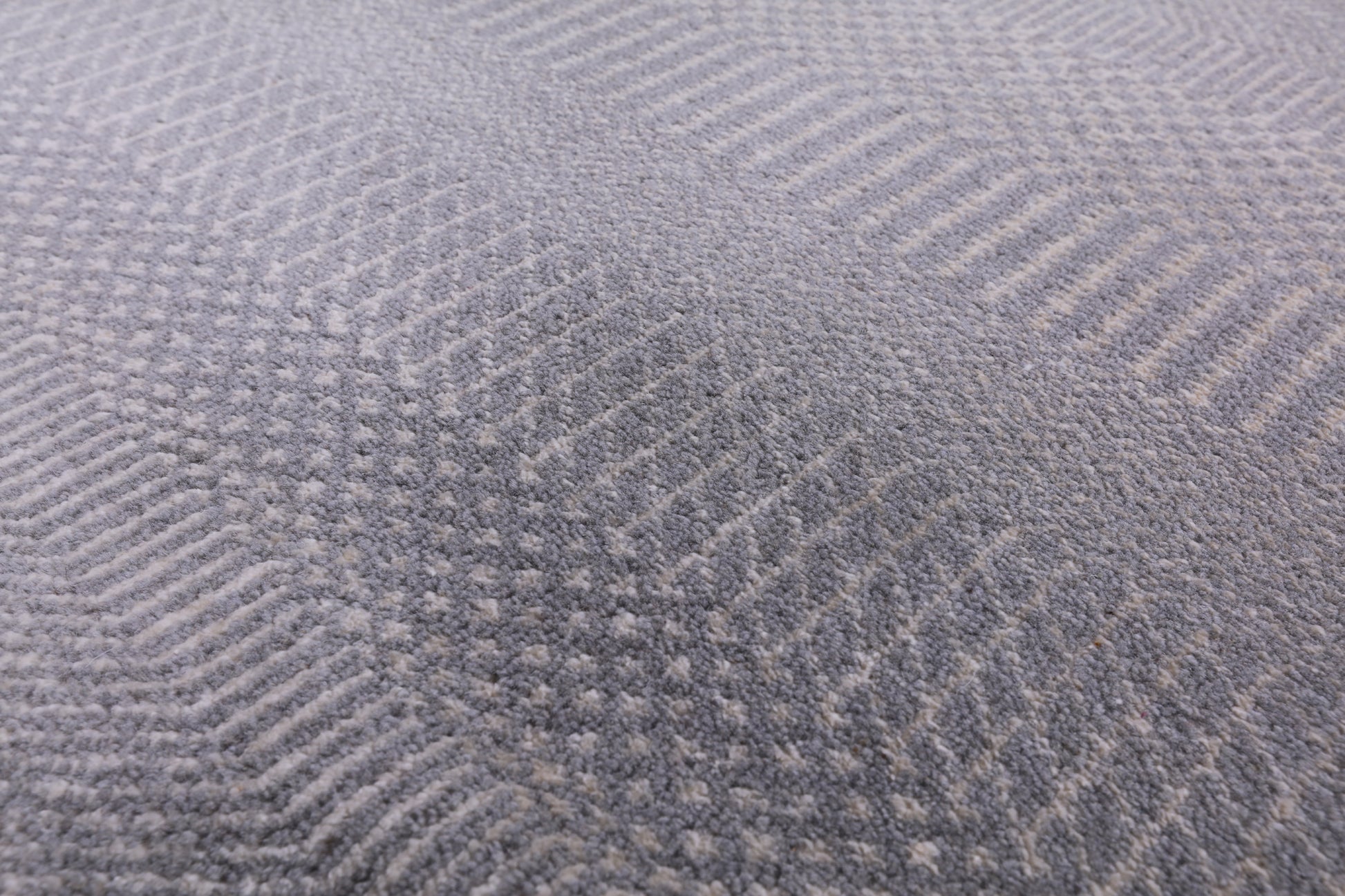 Grey Savannah Grass Hand Knotted Wool & Silk Rug - 8' 1" X 10' 3" - Golden Nile