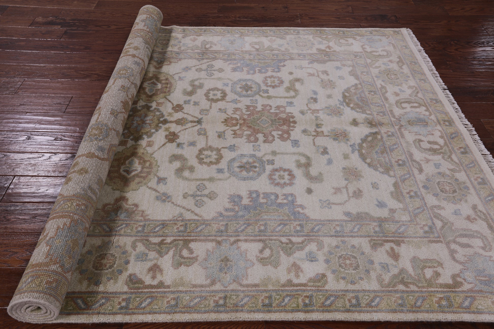 Ivory Turkish Oushak Hand Knotted Wool Rug - 5' 10" X 8' 10" - Golden Nile