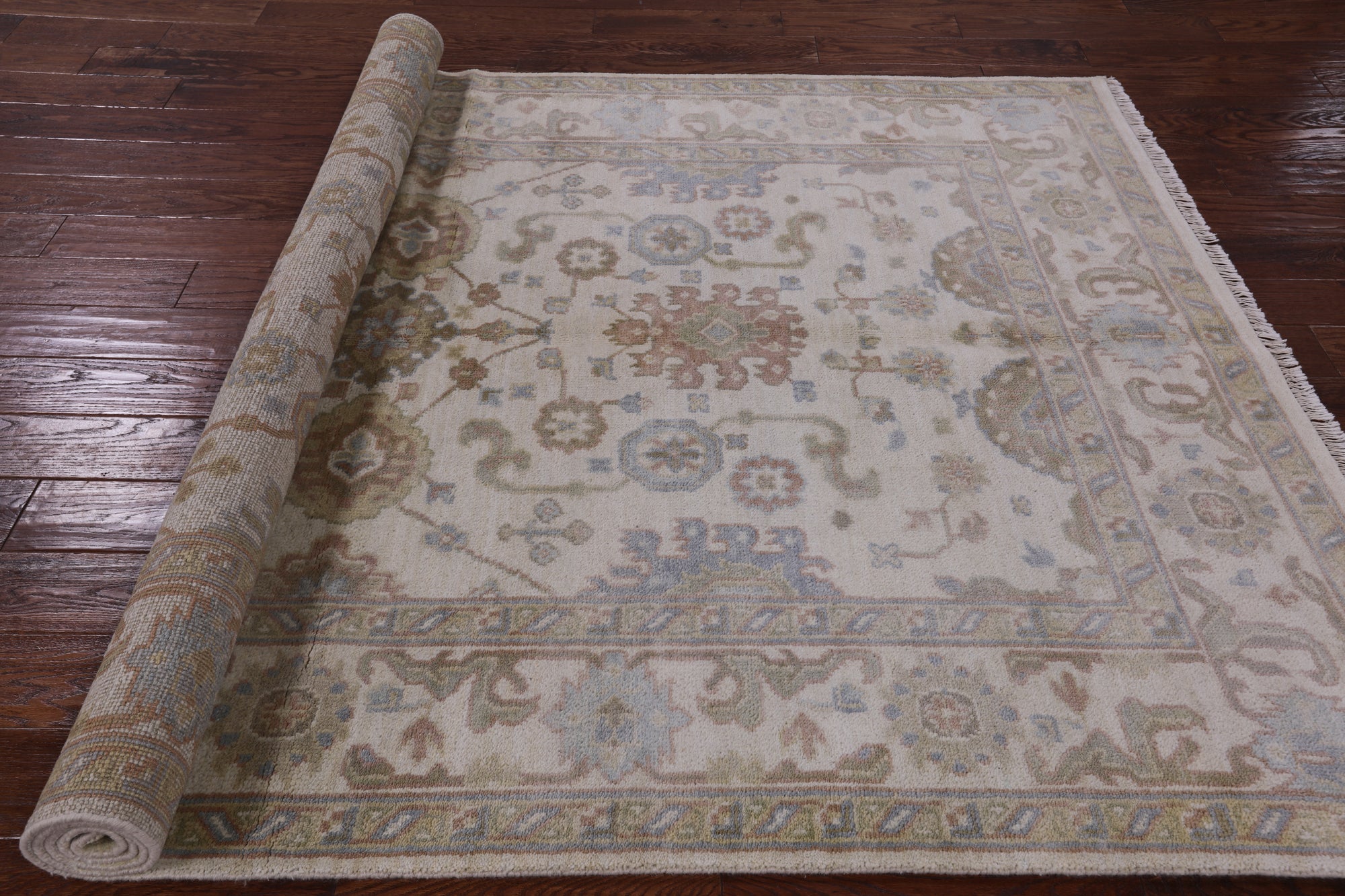 Ivory Turkish Oushak Hand Knotted Wool Rug - 5' 10" X 8' 10" - Golden Nile