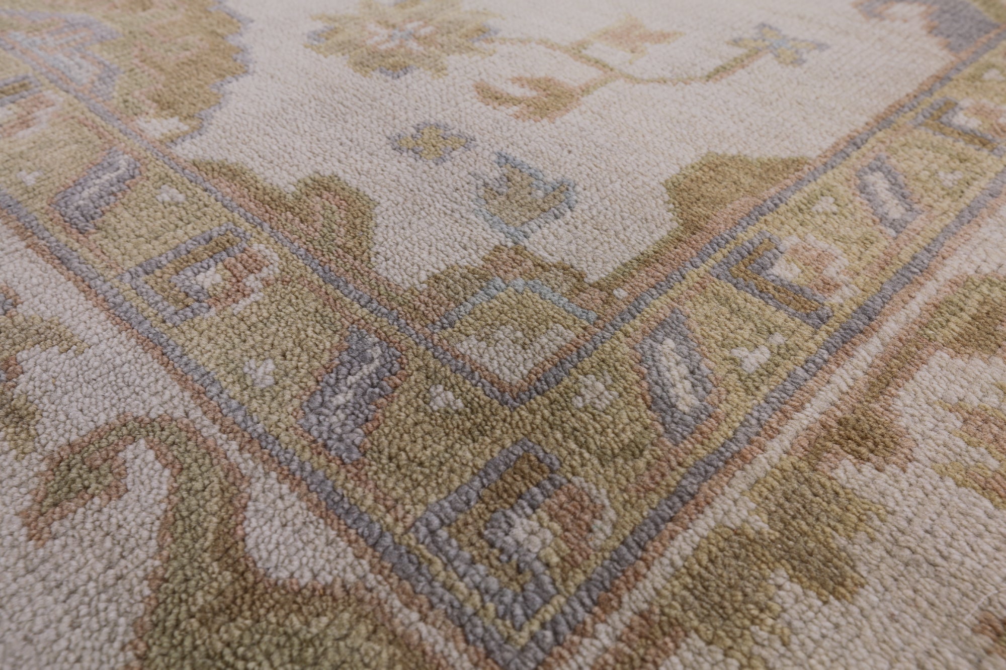 Ivory Turkish Oushak Hand Knotted Wool Rug - 6' 3" X 8' 10" - Golden Nile