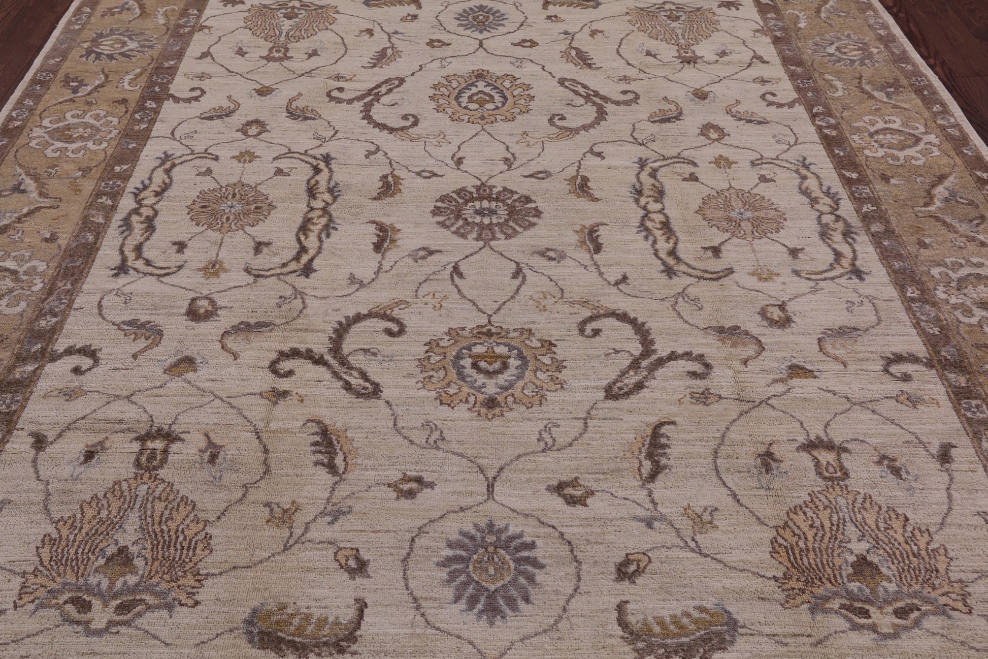 Ivory Peshawar Hand Knotted Rug - 8' 3" X 9' 10" - Golden Nile