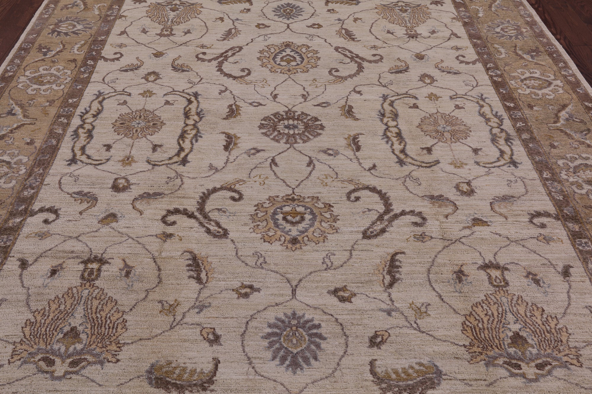 Ivory Peshawar Hand Knotted Rug - 8' 3" X 9' 10" - Golden Nile