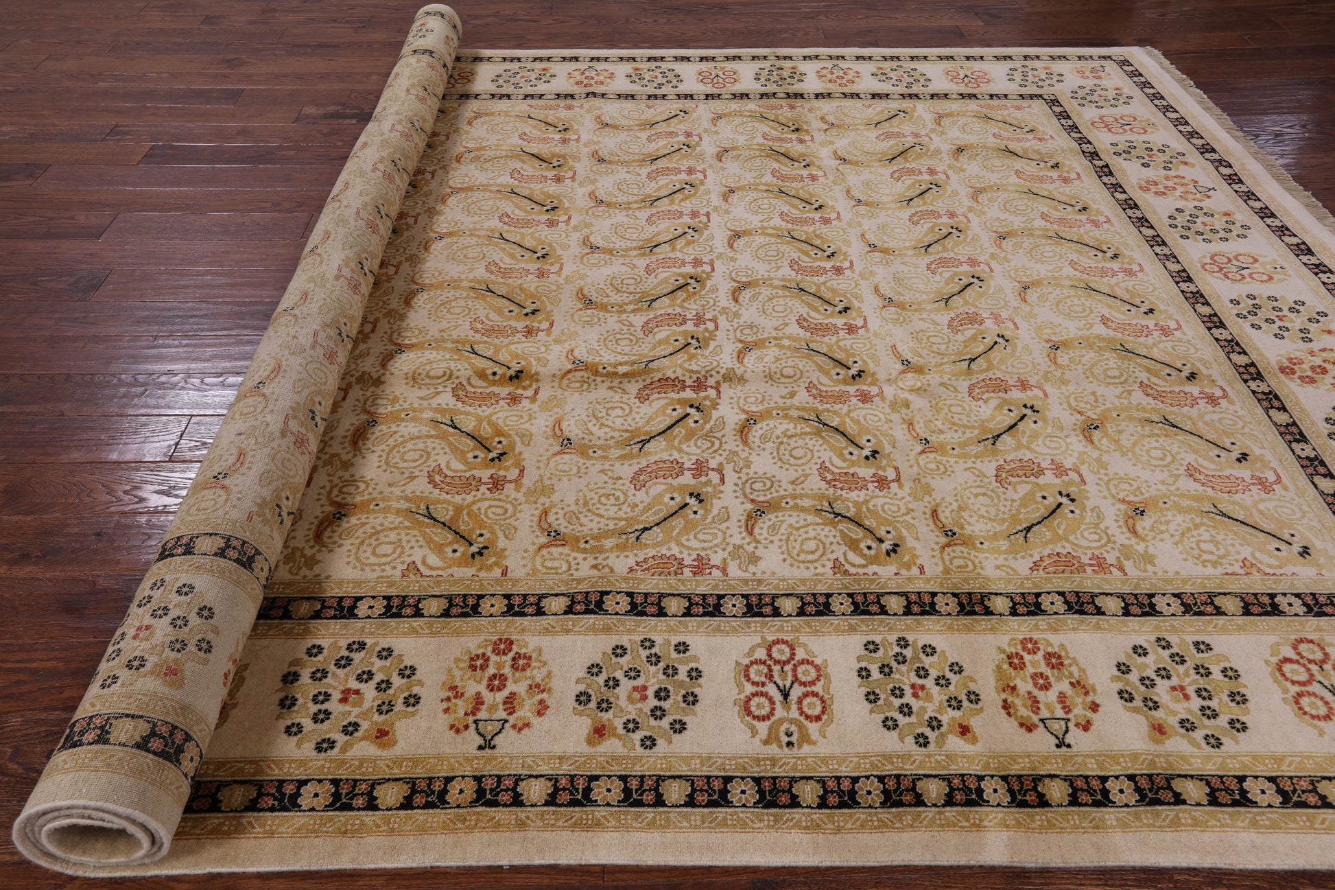 Ivory William Morris Handmade Wool Area Rug - 8' 10" x 11' 10" - Golden Nile