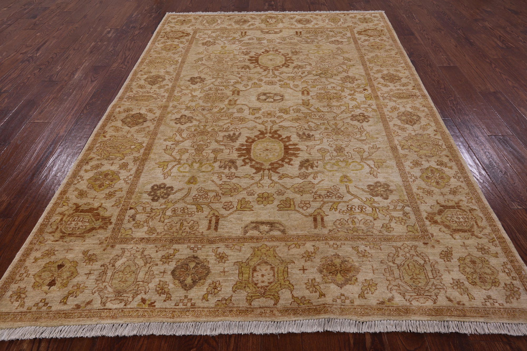 Ivory Chobi Peshawar Handmade Wool Rug - 6' 0" X 8' 8" - Golden Nile