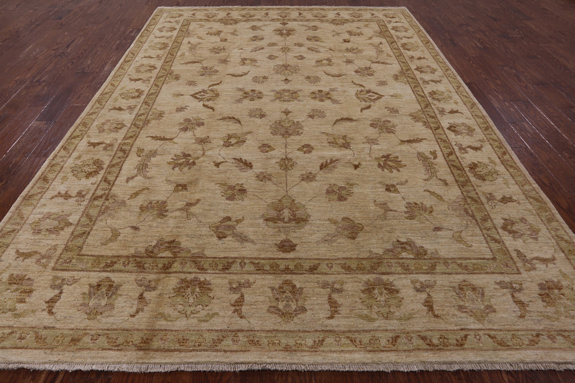 Ivory Peshawar Hand Knotted Rug - 8' 2" X 11' 4" - Golden Nile