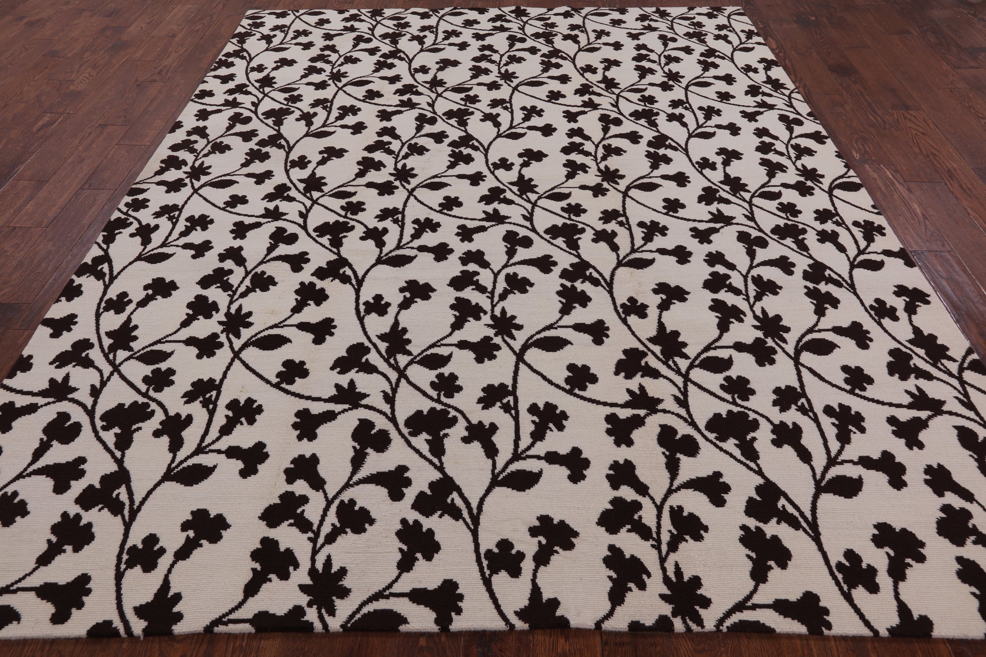 Ivory Floral Modern Handmade Wool Rug - 8' 2" X 9' 10" - Golden Nile