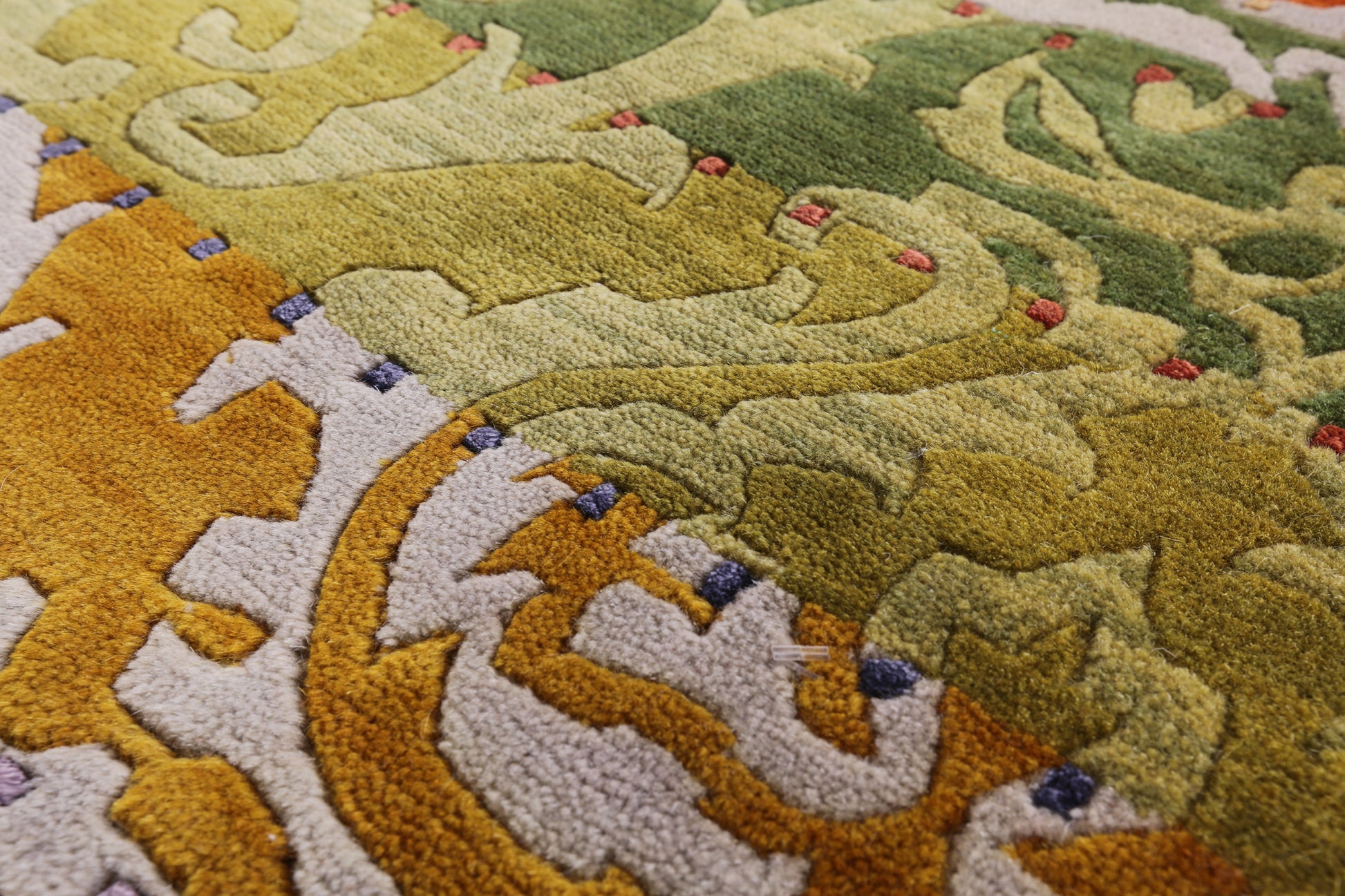 Modern Handmade Wool Area Rug - 5' 9" X 8' 0" - Golden Nile