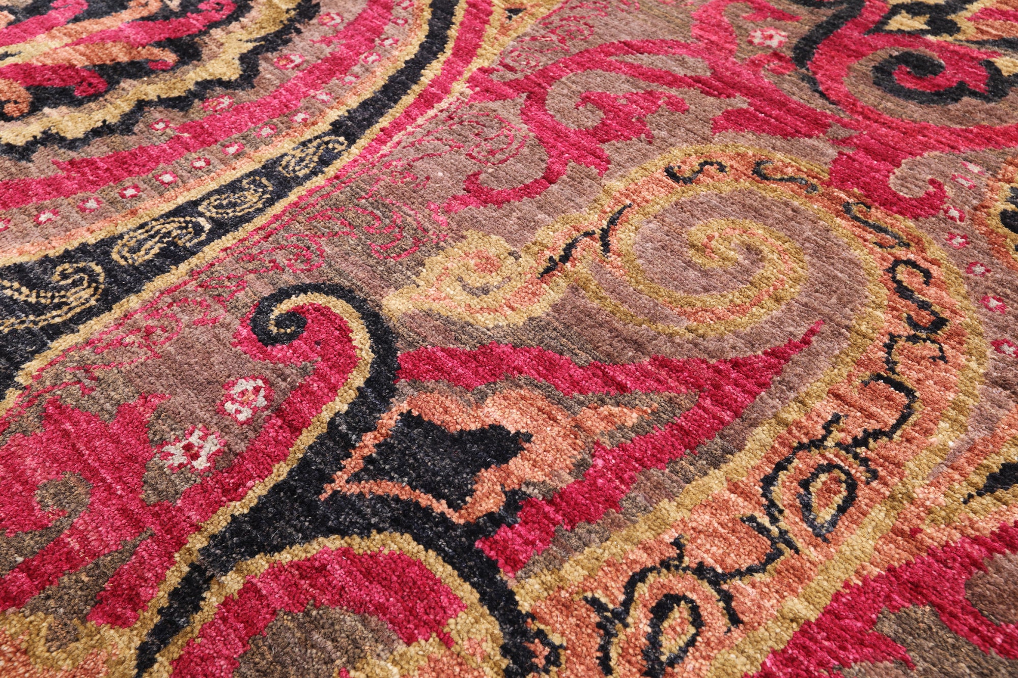 William Morris Handmade Wool Area Rug - 7' 10" X 10' 1" - Golden Nile