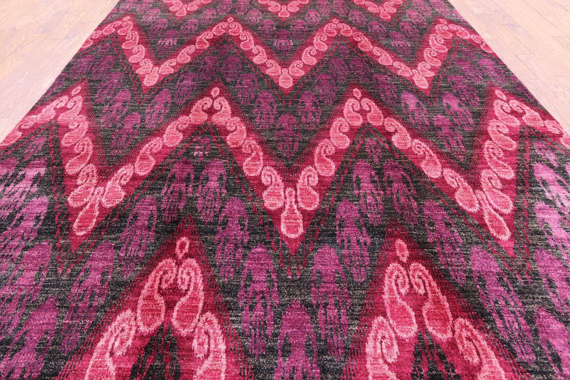 Ikat Hand Knotted Wool Rug - 9' 10" X 14' 1" - Golden Nile