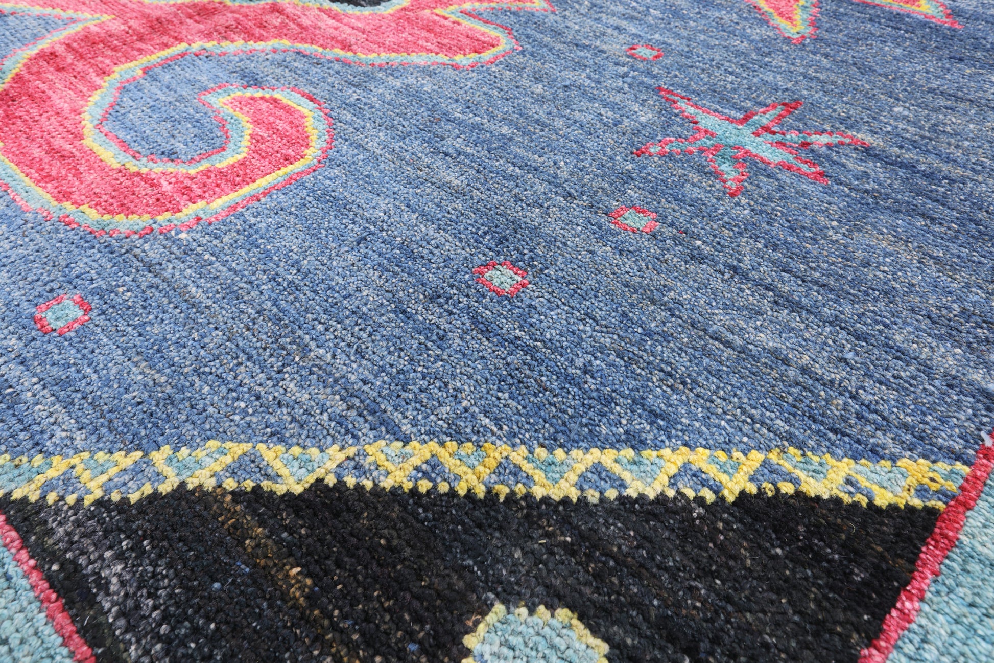 Ikat Hand Knotted Wool Area Rug - 8' 7" X 10' 0" - Golden Nile