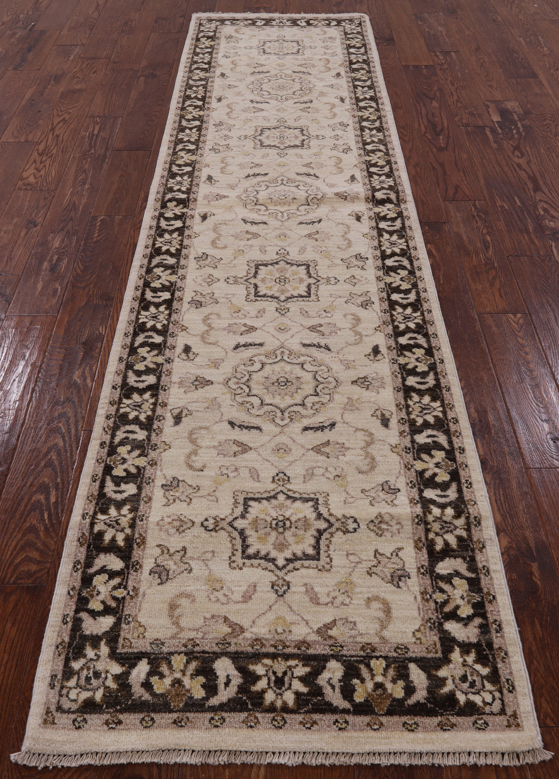 Ivory Peshawar Hand Knotted Wool Runner Rug - 2' 7" X 10' 4" - Golden Nile