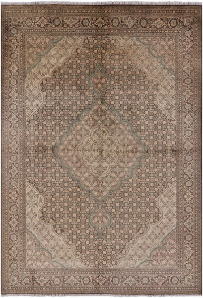 Persian Tabriz Hand Knotted Wool Area Rug - 6' 7" X 9' 4" - Golden Nile