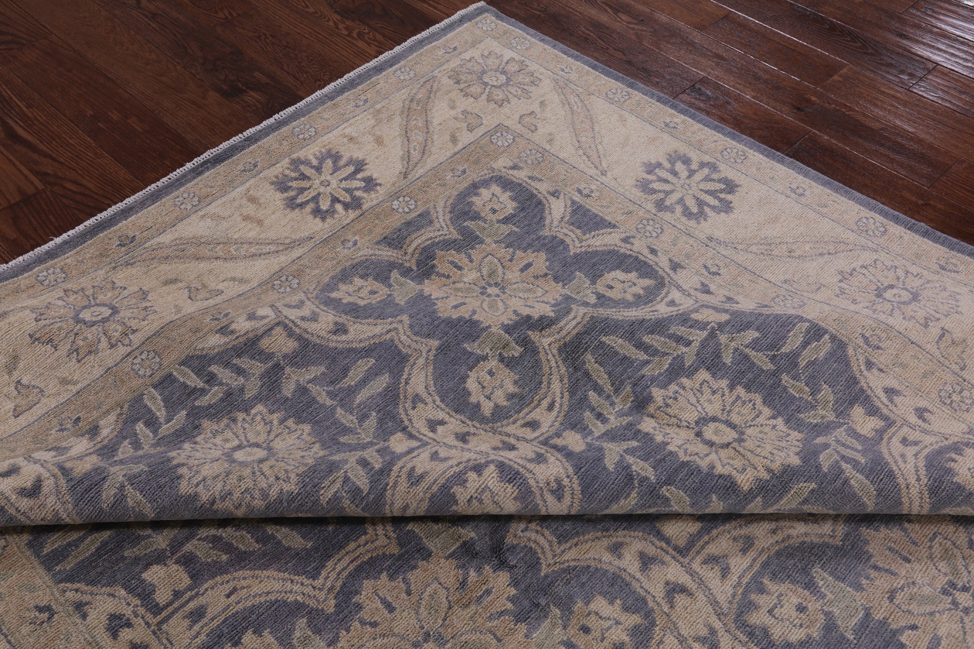 Peshawar Hand Knotted Wool Rug - 7' 10" X 9' 10" - Golden Nile