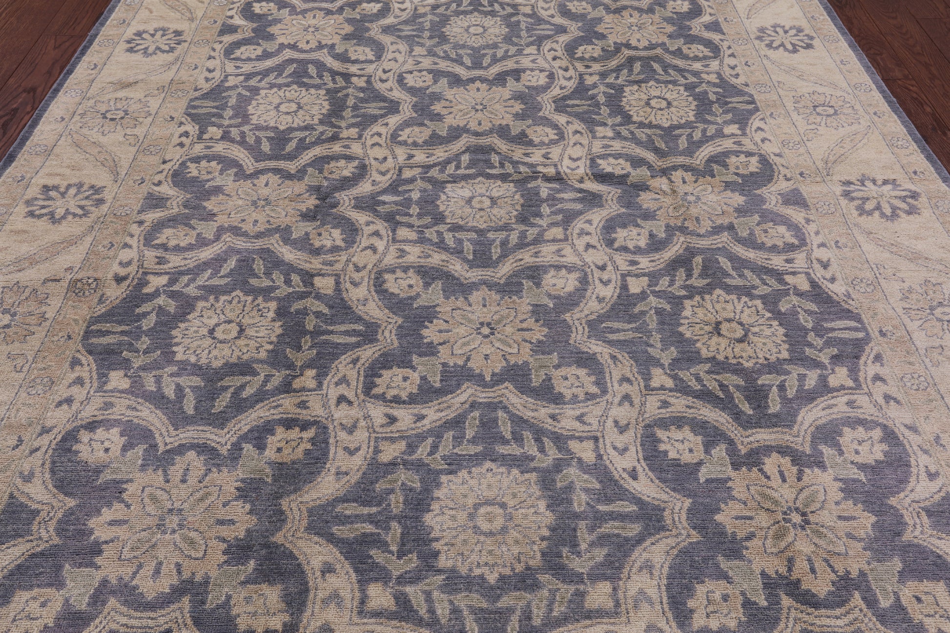 Peshawar Hand Knotted Wool Rug - 7' 10" X 9' 10" - Golden Nile