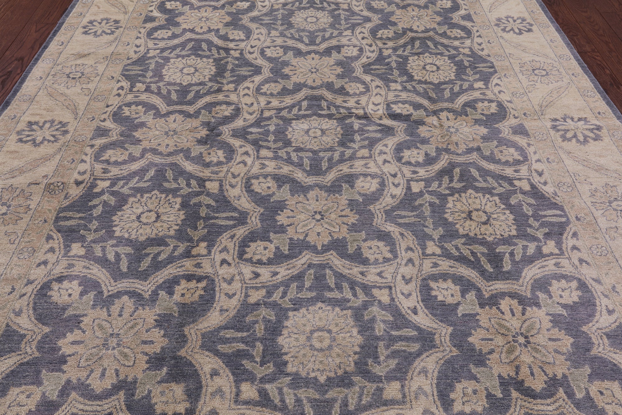 Peshawar Hand Knotted Wool Rug - 7' 10" X 9' 10" - Golden Nile