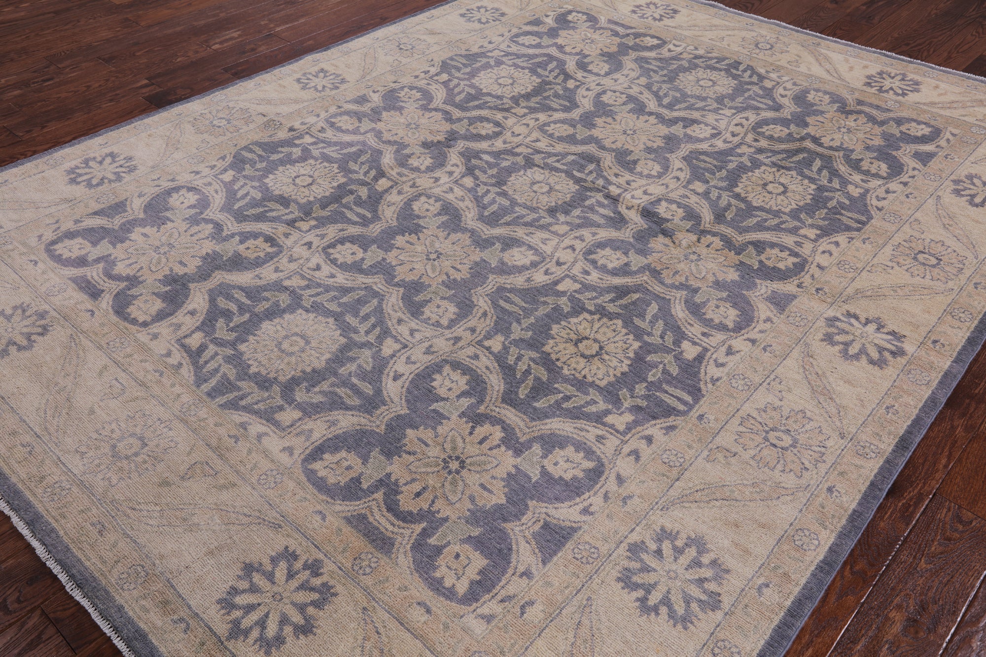 Peshawar Hand Knotted Wool Rug - 7' 10" X 9' 10" - Golden Nile