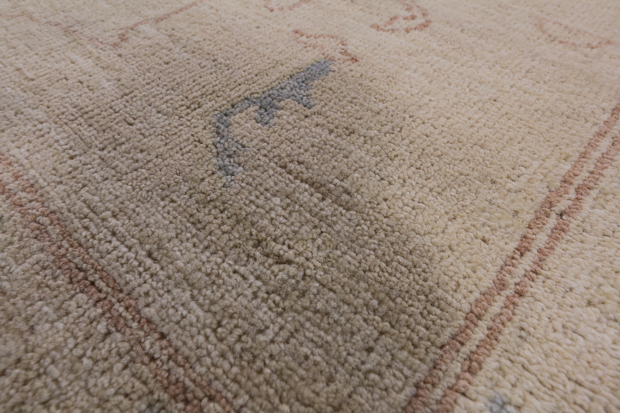Peshawar Hand Knotted Wool Rug - 8' 2" X 9' 8" - Golden Nile