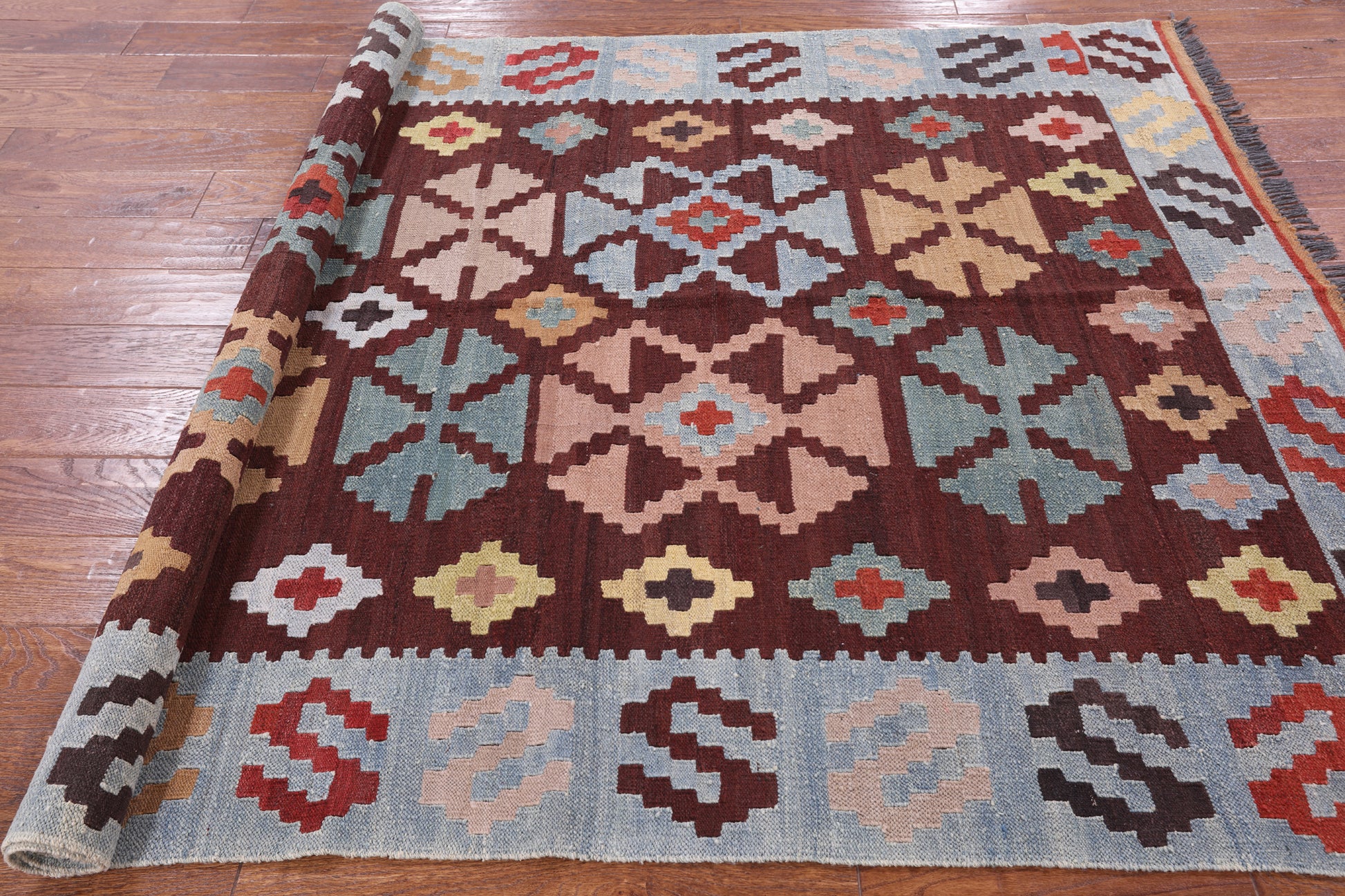 Kilim Flat Weave Wool Rug - 5' 3" X 7' 2" - Golden Nile