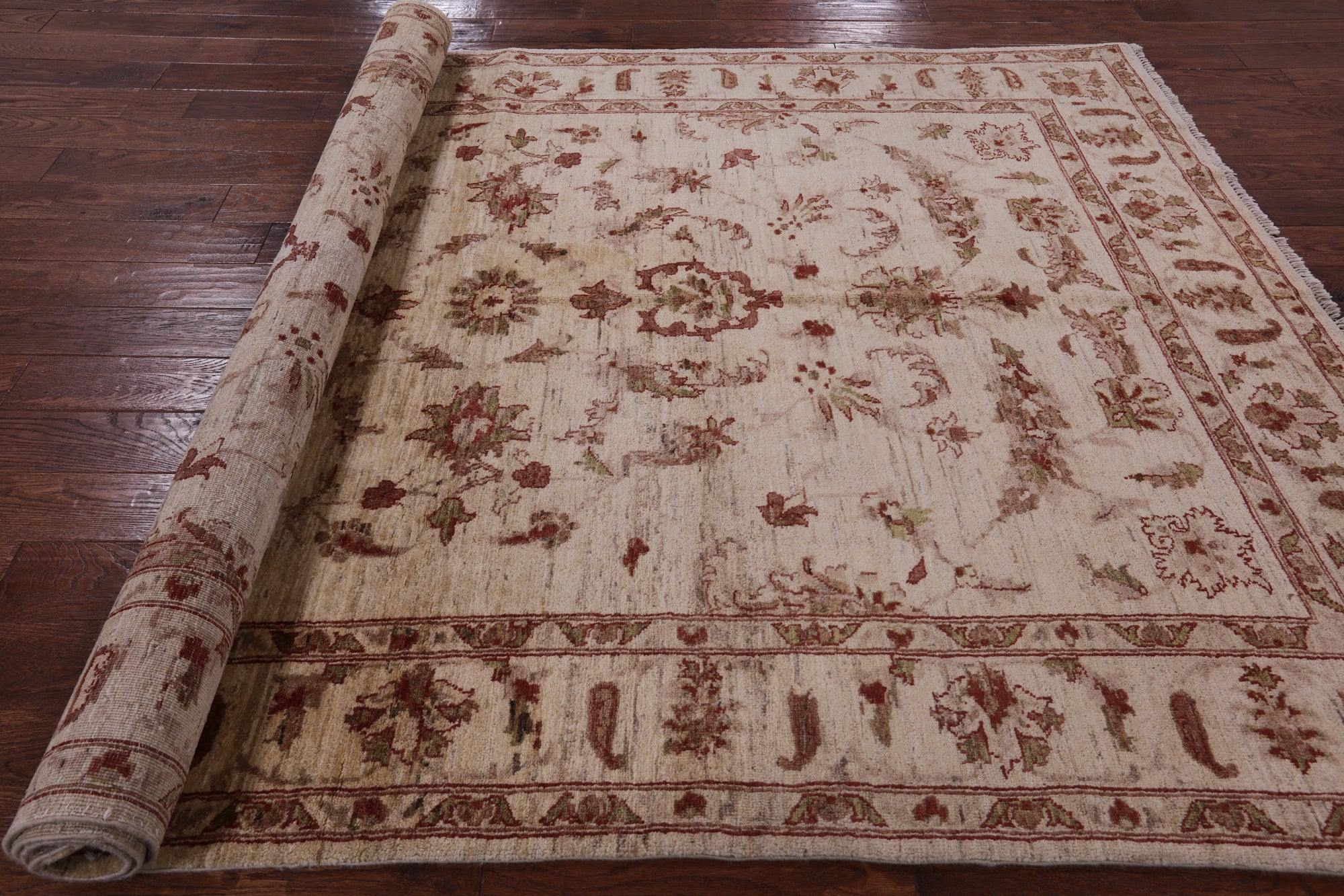 Ivory Chobi Peshawar Handmade Wool Area Rug - 6' 5" X 9' 8" - Golden Nile