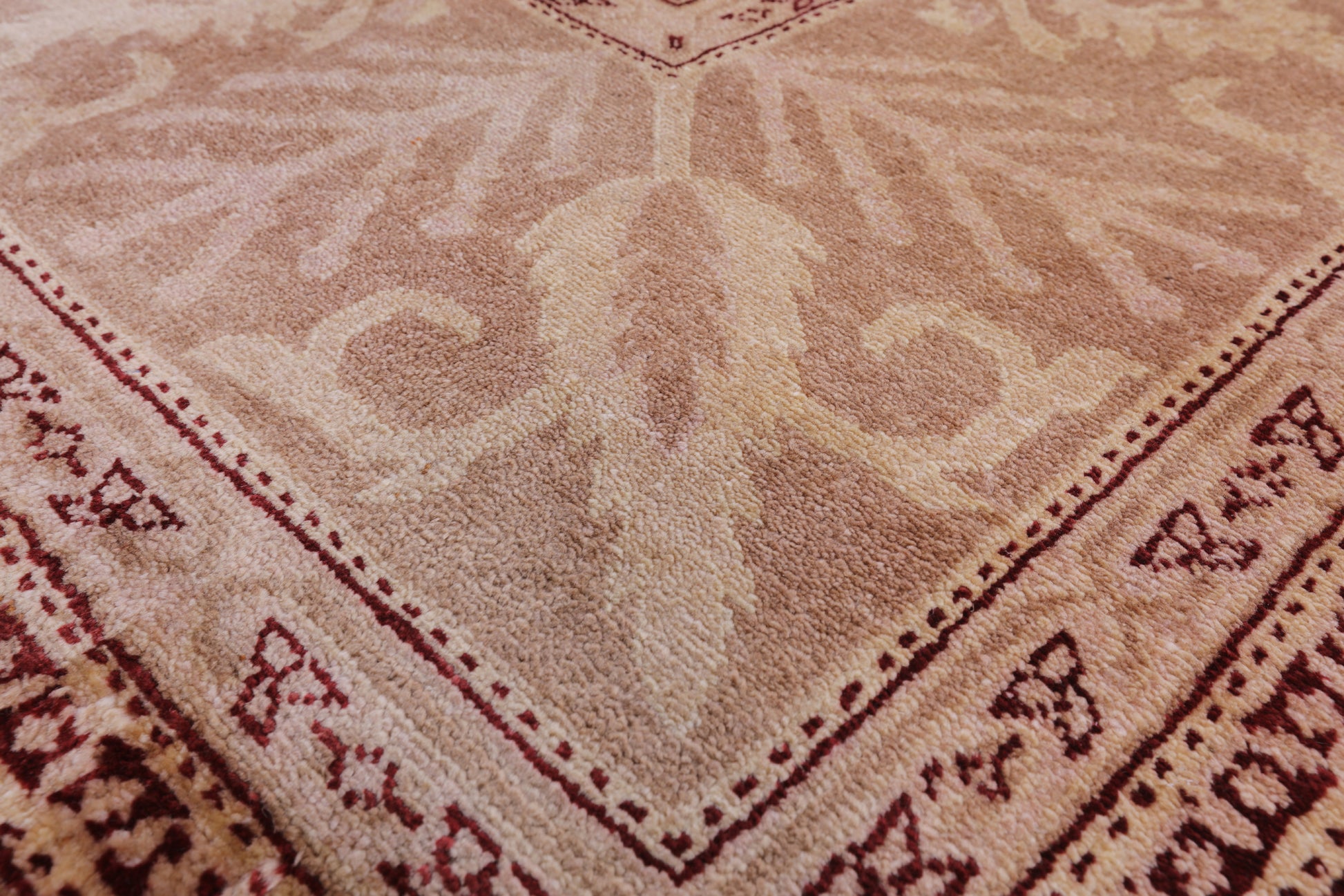 Red Peshawar Handmade Wool Rug - 8' 4" X 10' 5" - Golden Nile