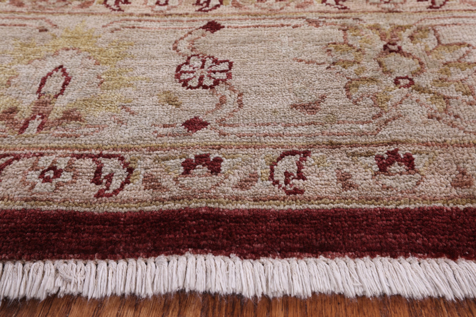 Red Peshawar Handmade Wool Rug - 6' 0" X 8' 10" - Golden Nile