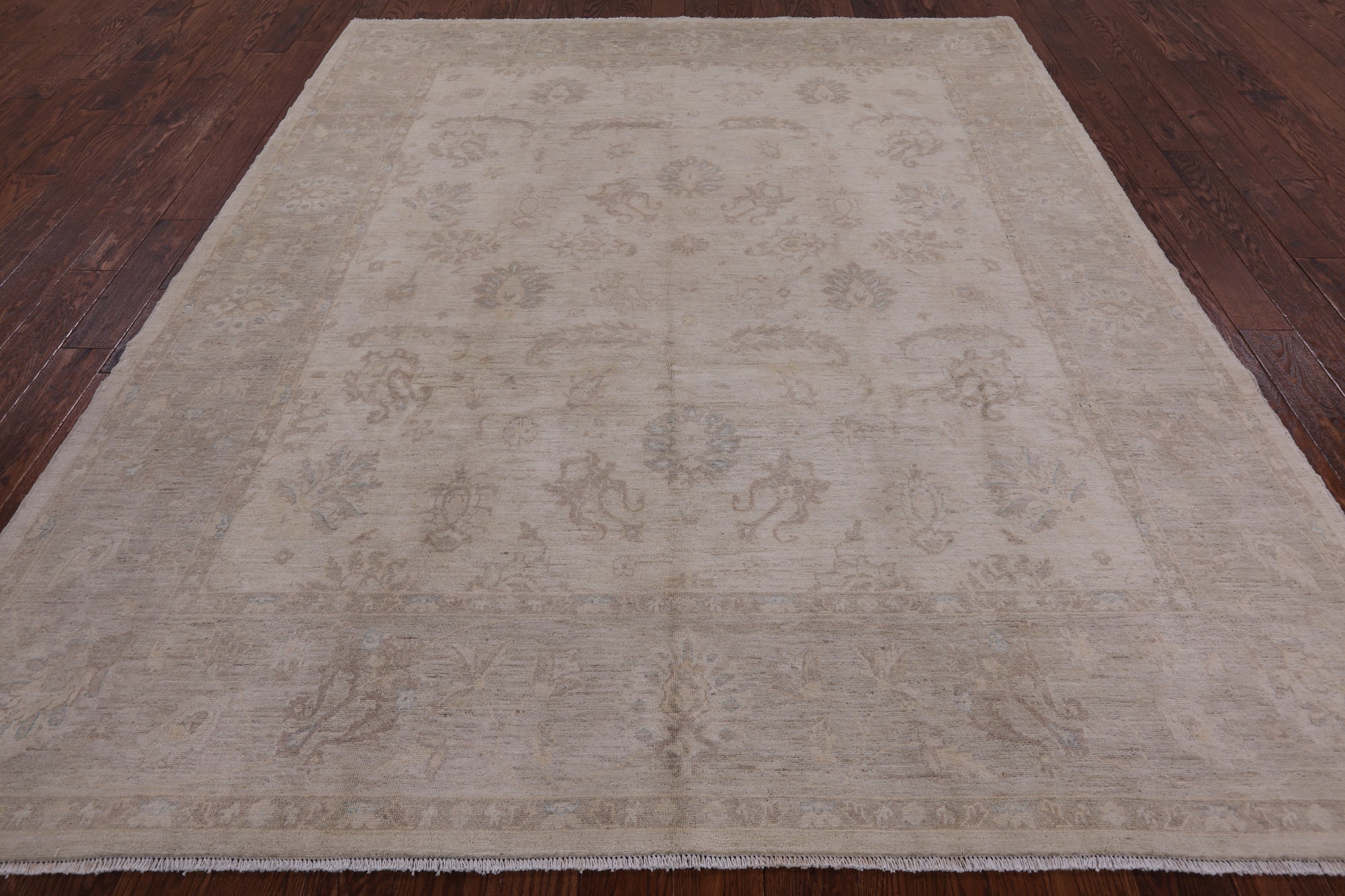Ivory Antiqued Peshawar Hand Knotted Wool Rug - 8' 2" X 9' 7" - Golden Nile