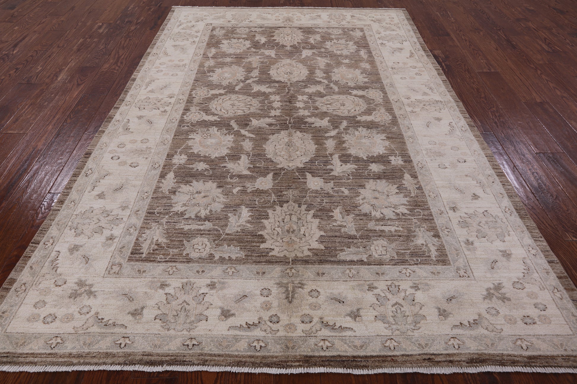 Peshawar Hand Knotted Wool Rug - 5' 10" X 8' 8" - Golden Nile