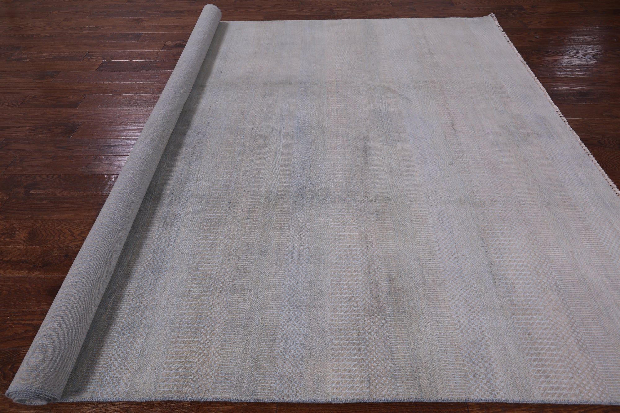 Grey Savannah Grass Handmade Wool & Silk Rug - 8' 2" X 10' 1" - Golden Nile