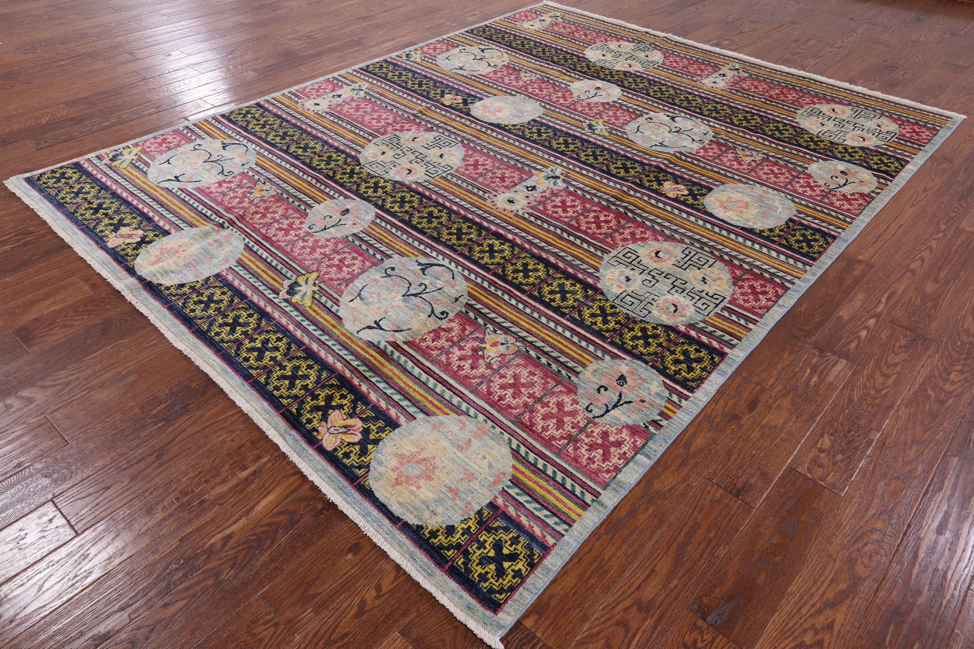 Modern Handmade Wool Area Rug - 7' 10" X 10' 2" - Golden Nile