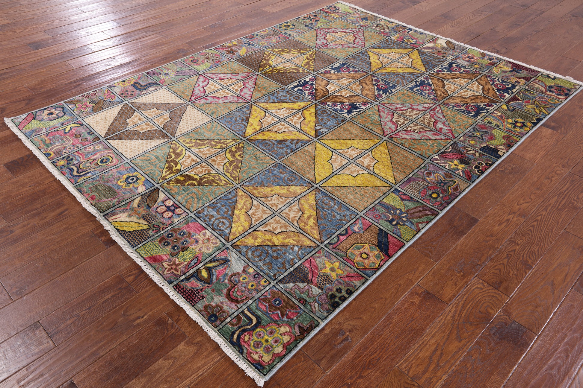William Morris Handmade Wool Area Rug - 6' 2" X 8' 3" - Golden Nile