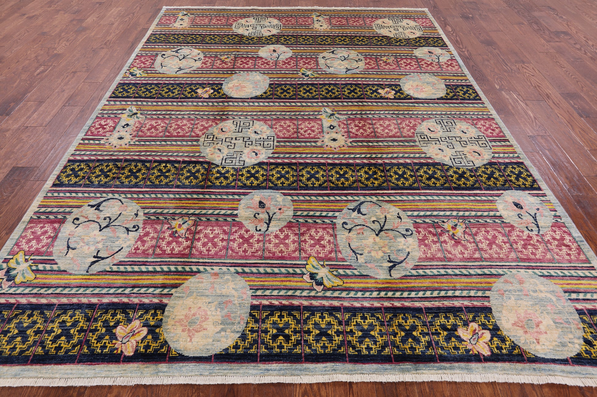 William Morris Handmade Wool Rug  - 7' 10" X 10' 7" - Golden Nile