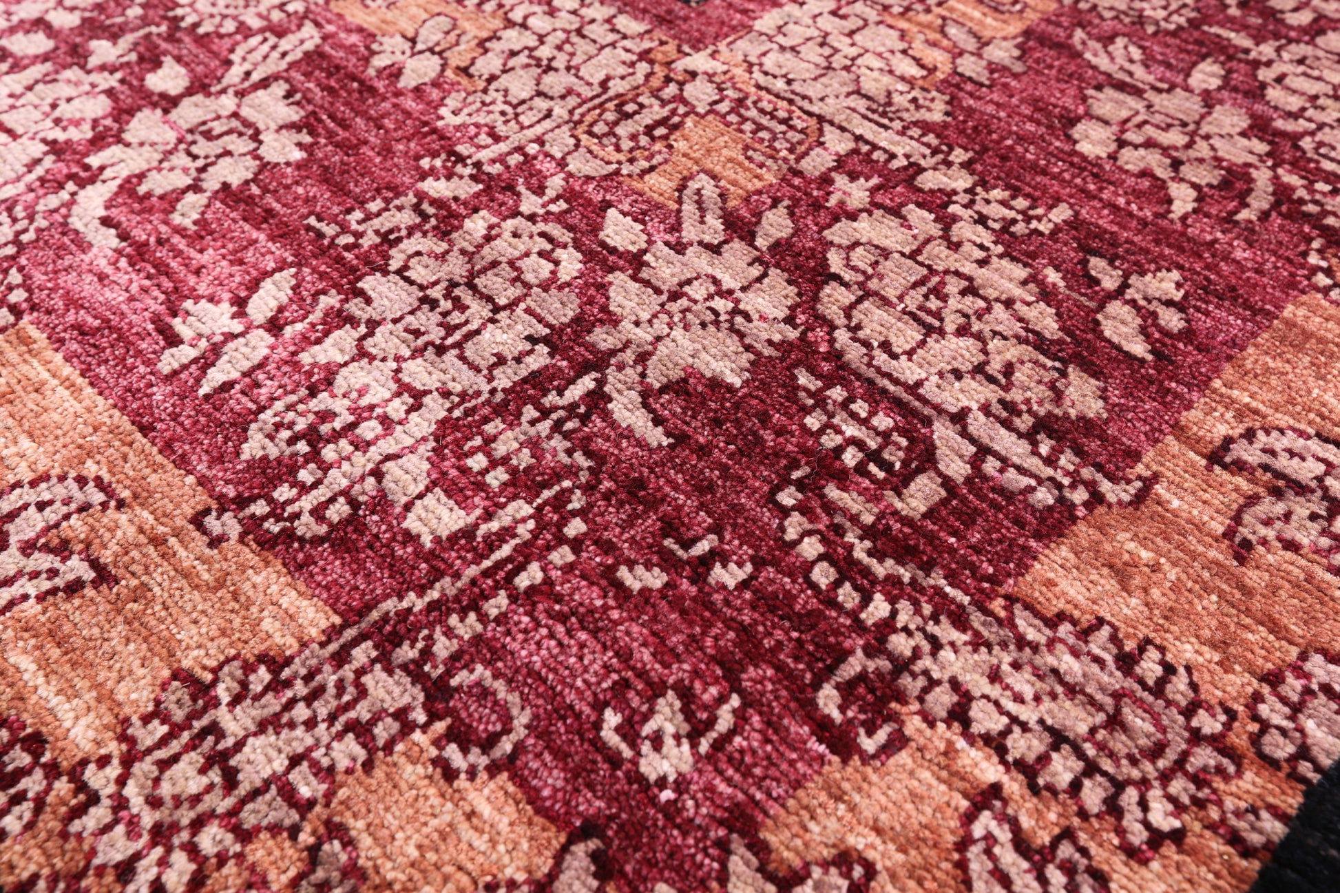 William Morris Handmade Wool Rug - 4' 7" X 6' 2" - Golden Nile
